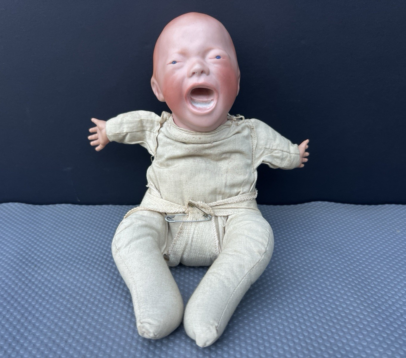 Antique German Bisque Character O.I.C. 255 by Kestner Crying Screaming Baby Doll
