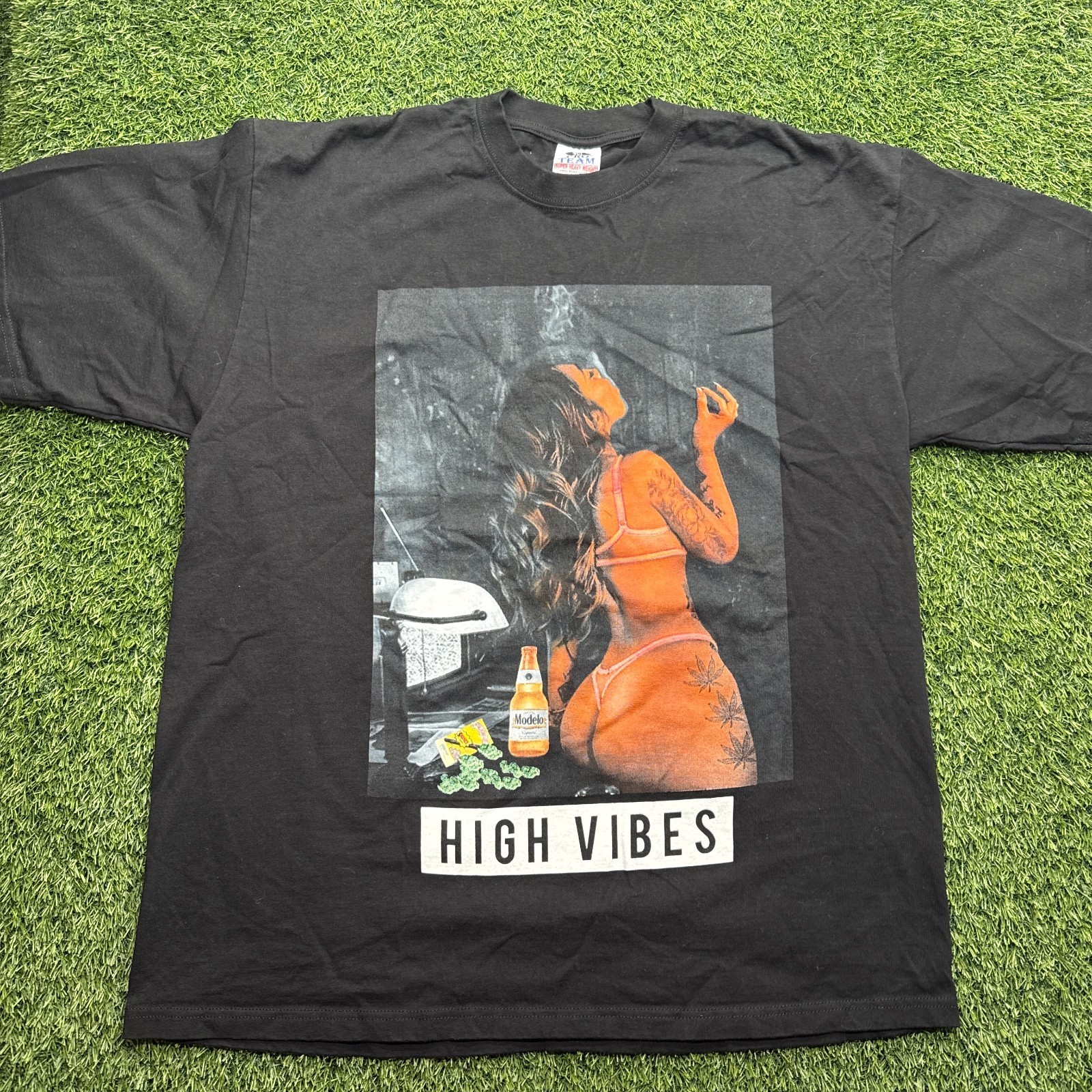 Vintage Y2K Marijuana Alcohol Babes T Shirt Mens XL Black Heavyweight Vintage Y2K Marijuana Alcohol Babes T Shirt Mens XL Black Heavyweight