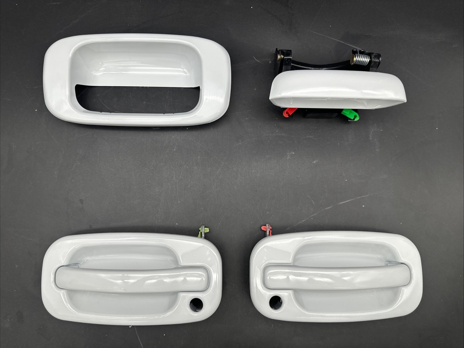 99 01 02 03 04 05 06 Silverado Olympic White Door Handle Set + Tailgate