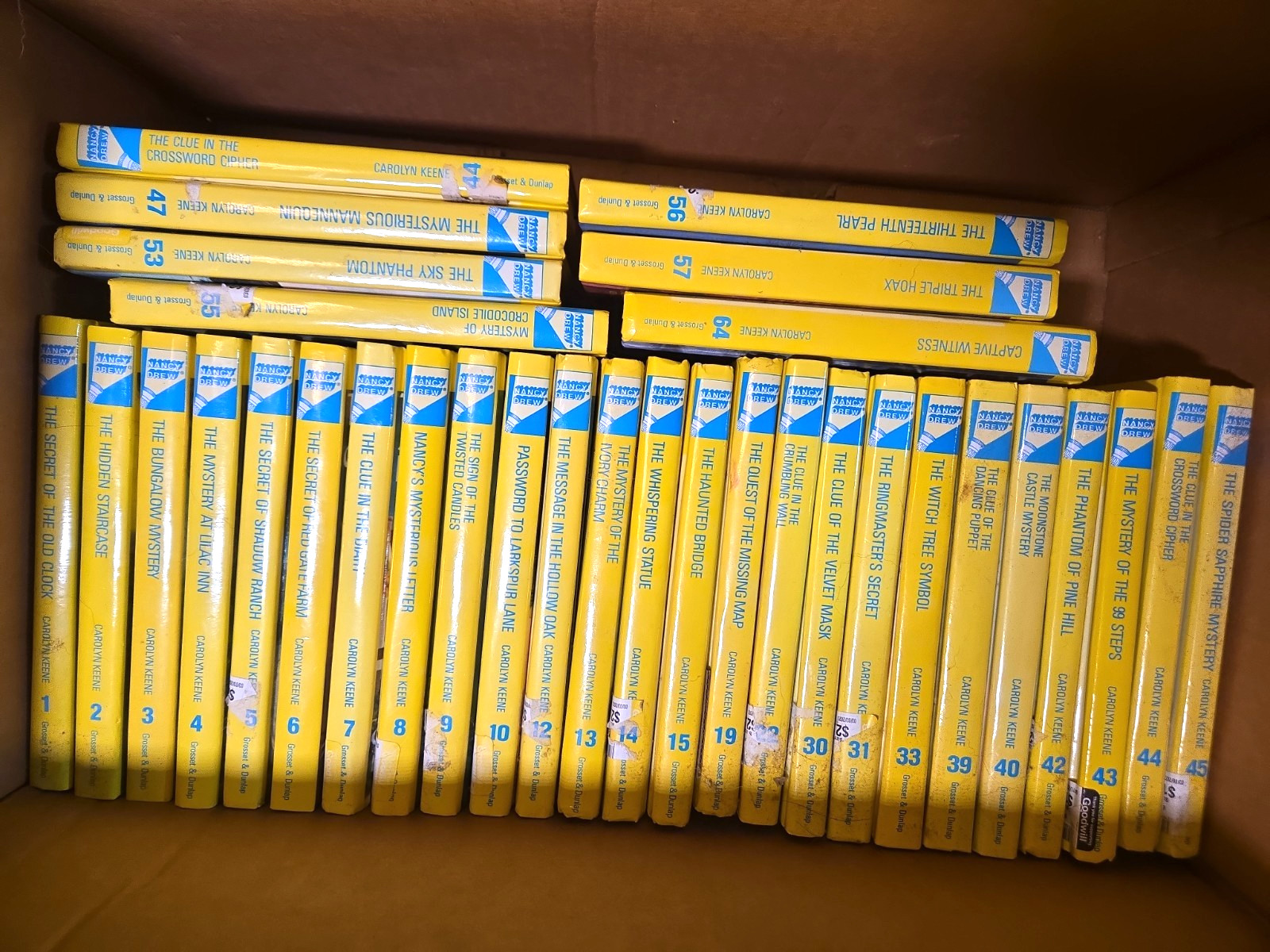 NANCY DREW Mystery Series 32 Glossy Cover Lot CAROLYN KEENE Flash Light Edition NANCY DREW Mystery Series 32 Glossy Cover Lot CAROLYN KEENE Flash Light Edition