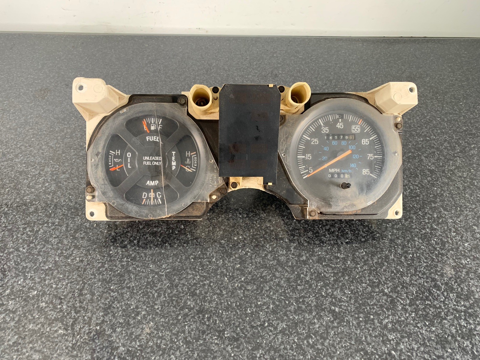 1986-1988 Ford Ranger Bronco II Instrument Gauge Cluster Speedometer 86 87 88