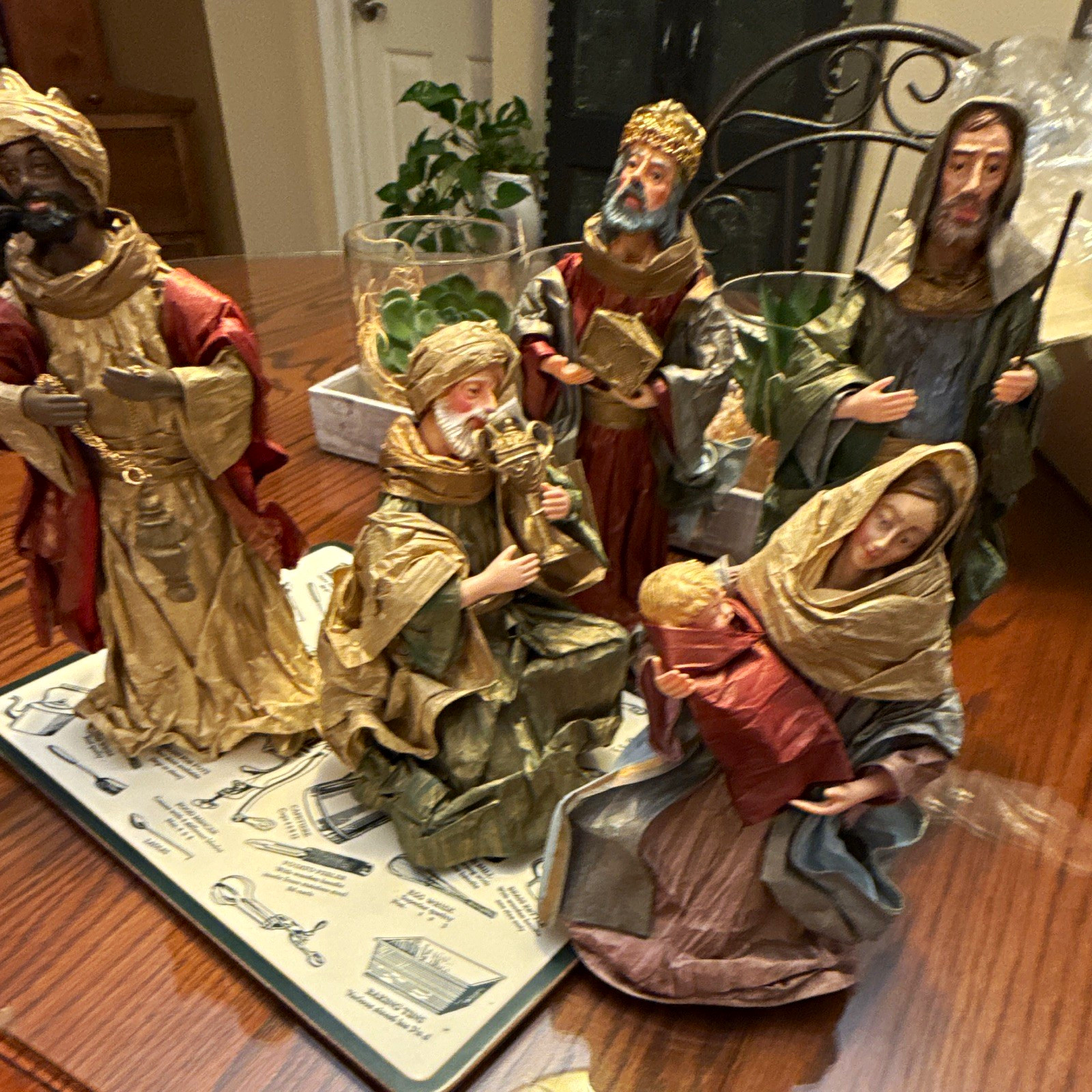 Vintage 5-Piece Handcrafted Ribbon Paper-Mâché Nativity Scene Set – Made Taiwan Vintage 5-Piece Handcrafted Ribbon Paper-Mâché Nativity Scene Set – Made Taiwan