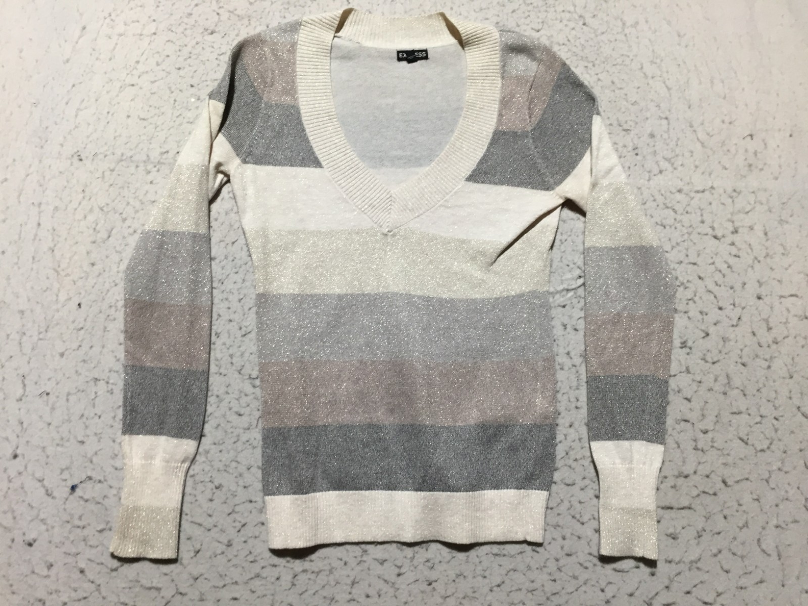 Express Sweater Womens M Medium Gray White Sparkle Striped Long Sleeve V Neck Express Sweater Womens M Medium Gray White Sparkle Striped Long Sleeve V Neck