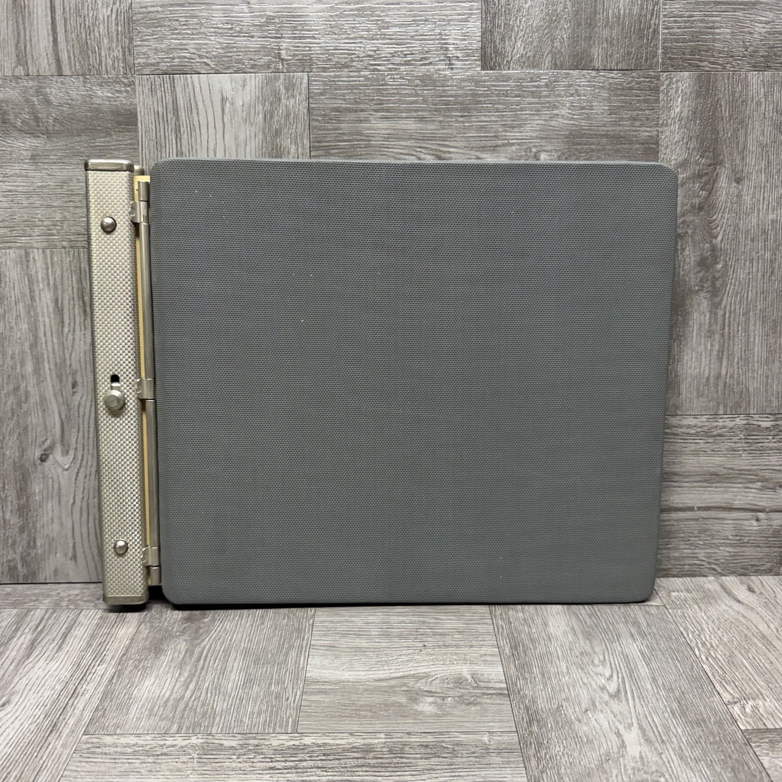 Vintage 1962 Wilson Jones Post Binder Hawk Ledger Gray 223-40N Pre-Owned Unused 