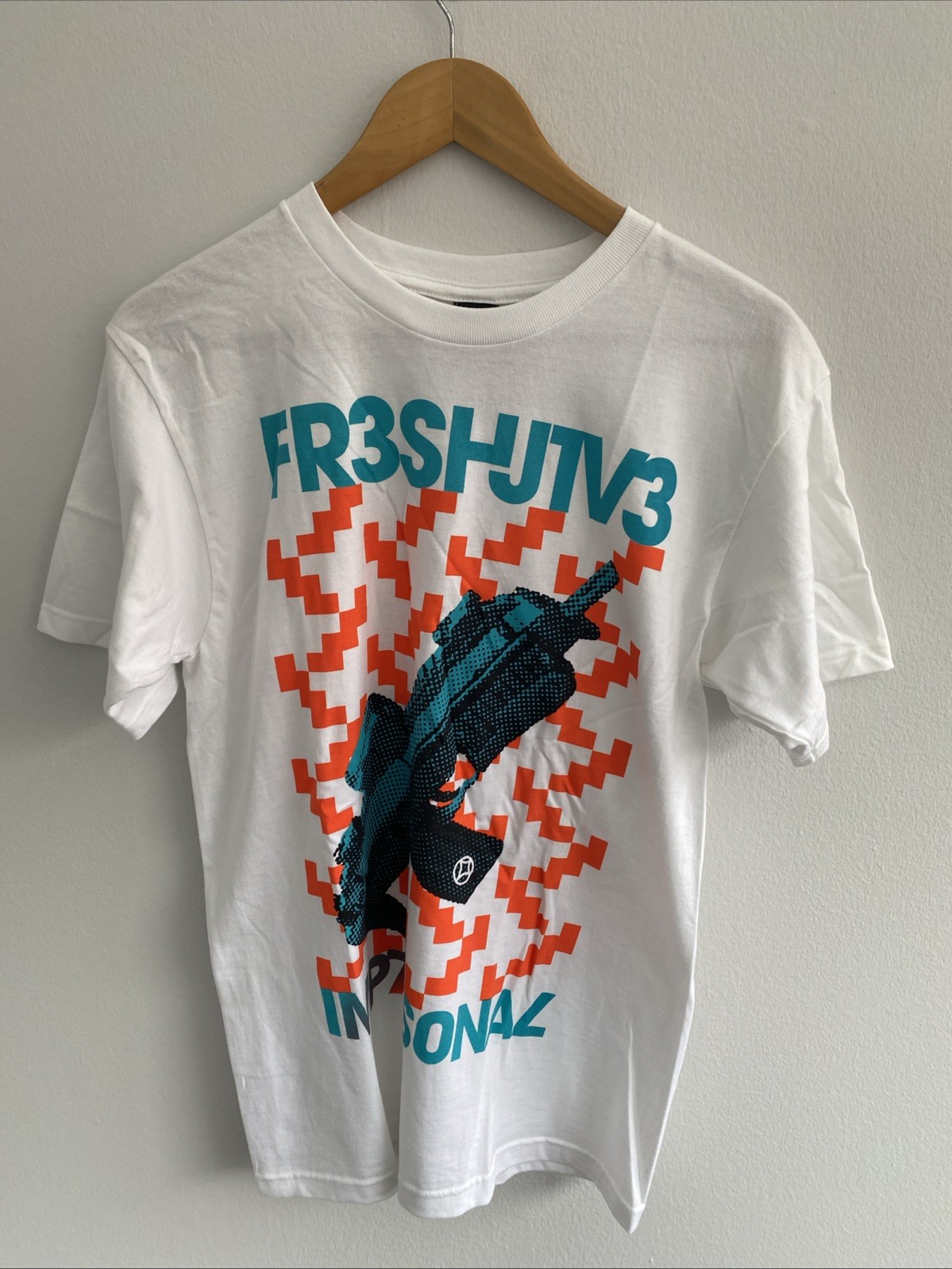 Vintage Fresh Jive Imp7rsonal Rare Y2K 2007 Size Medium BNWT Vintage Fresh Jive Imp7rsonal Rare Y2K 2007 Size Medium BNWT