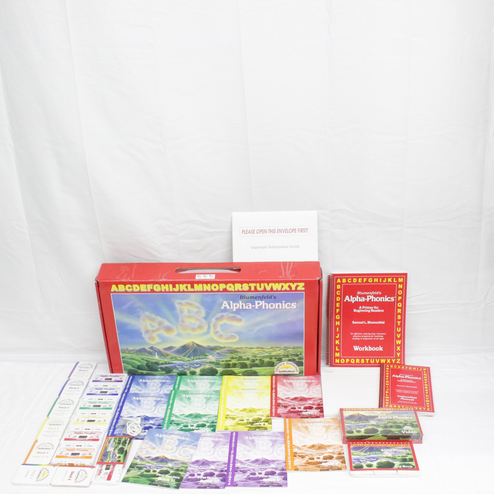 RARE VINTAGE Alpha-Phonics Reading kit for Beginners by Samuel L. Blumenfeld