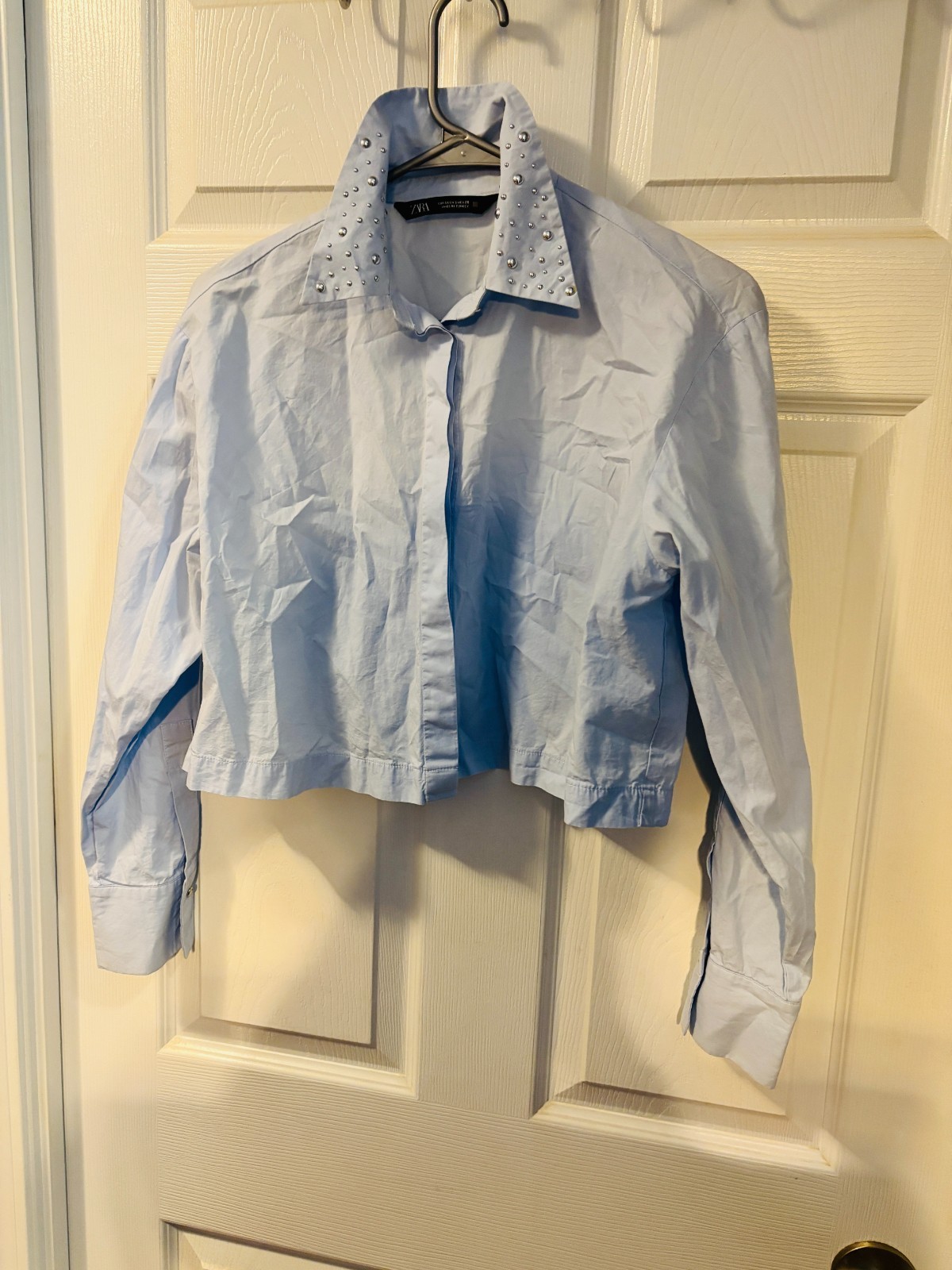 ZARA Women’s Light Blue Cropped Shirt Studded Collar Size S