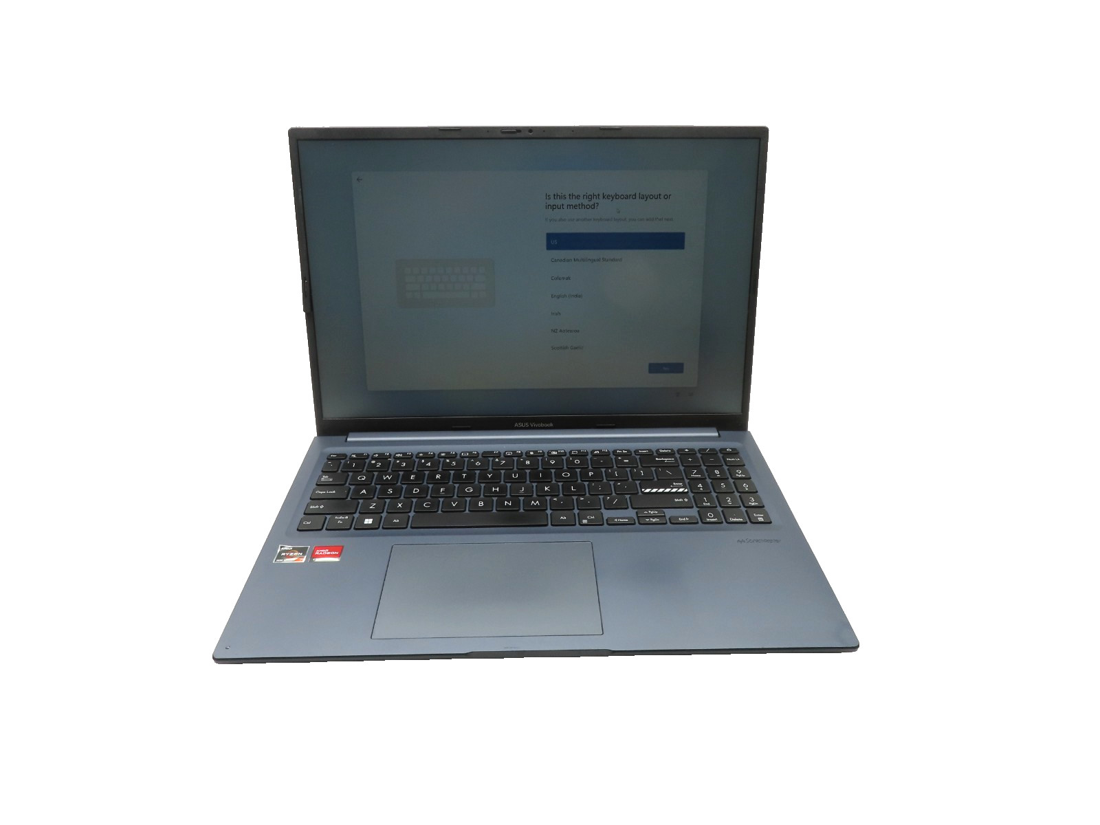ASUS VivoBook M1603Q 16\