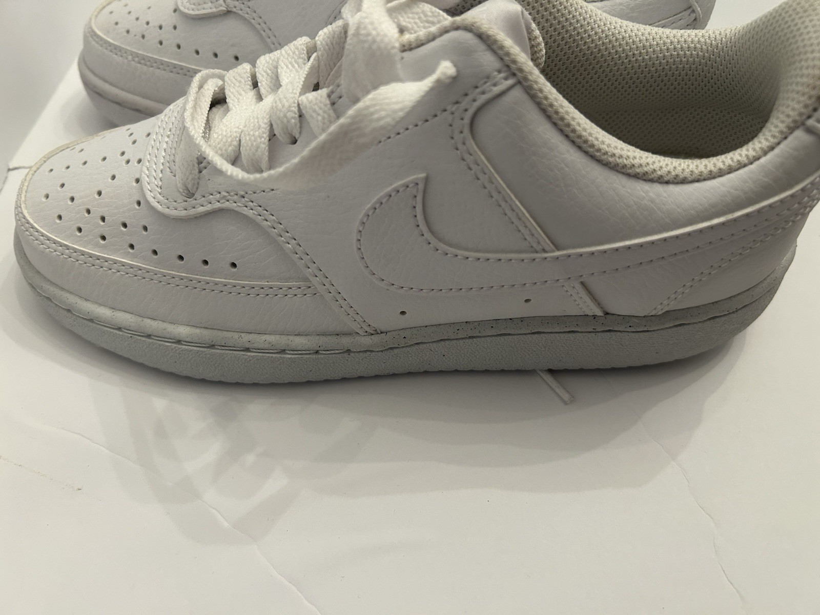 Nike Women’s Sz 6 Court Vision Low - New No Box Nike Women’s Sz 6 Court Vision Low - New No Box