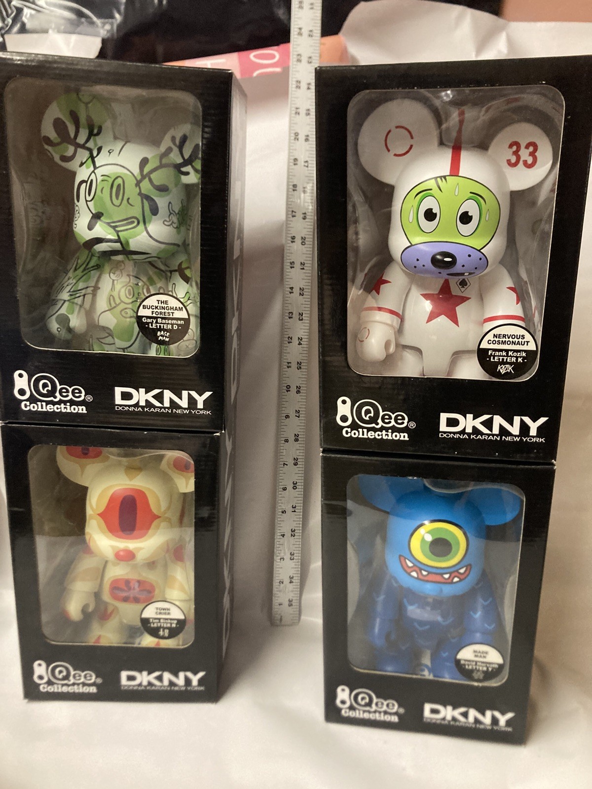 4 Qee Bear Set Vinyl Figure (8” 2005) – Baseman Kozik Biskup Horvath x Toy2R 