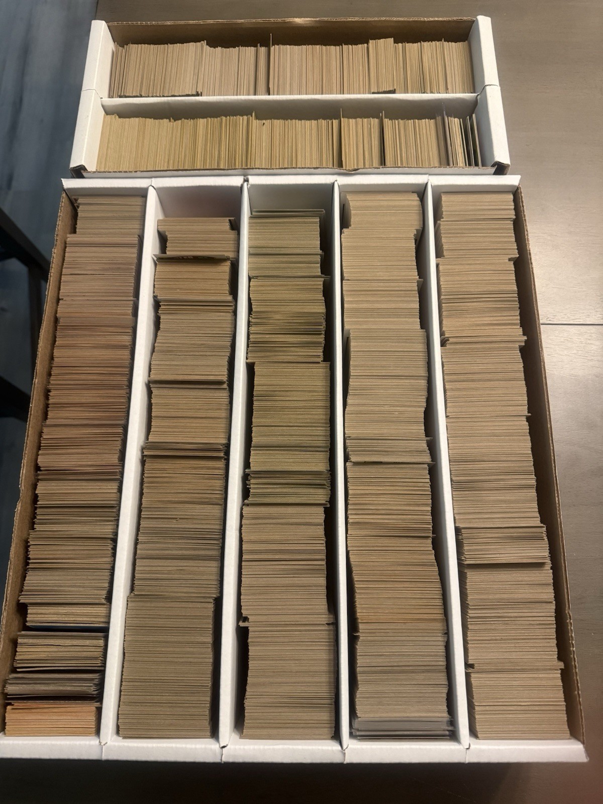 HUGE VINTAGE FOOTBALL LOT  WITH STARS AROUND 6500 CARDS