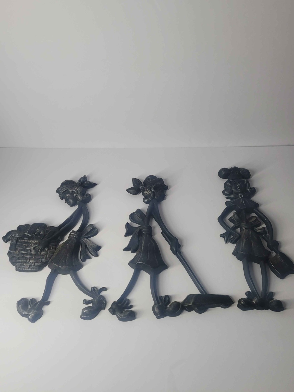 Vintage Sexton 1971 Cast Aluminum House Chores Wall Plaques Set of 3 - 12\ Vintage Sexton 1971 Cast Aluminum House Chores Wall Plaques Set of 3 - 12\