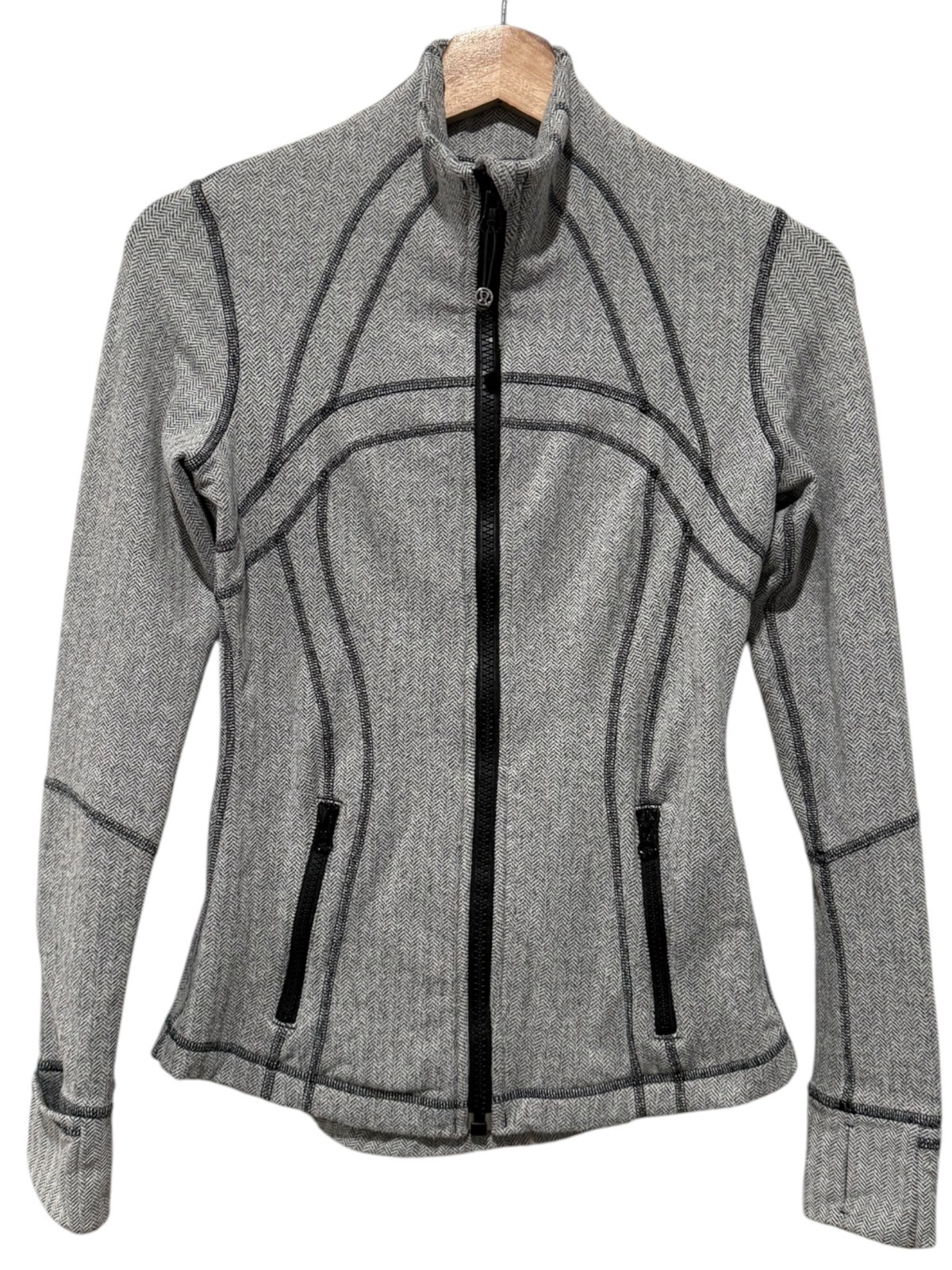 Lululemon Define Nulu Track Jacket 4 Black Gray Heatherbone Full Zip Thumbholes