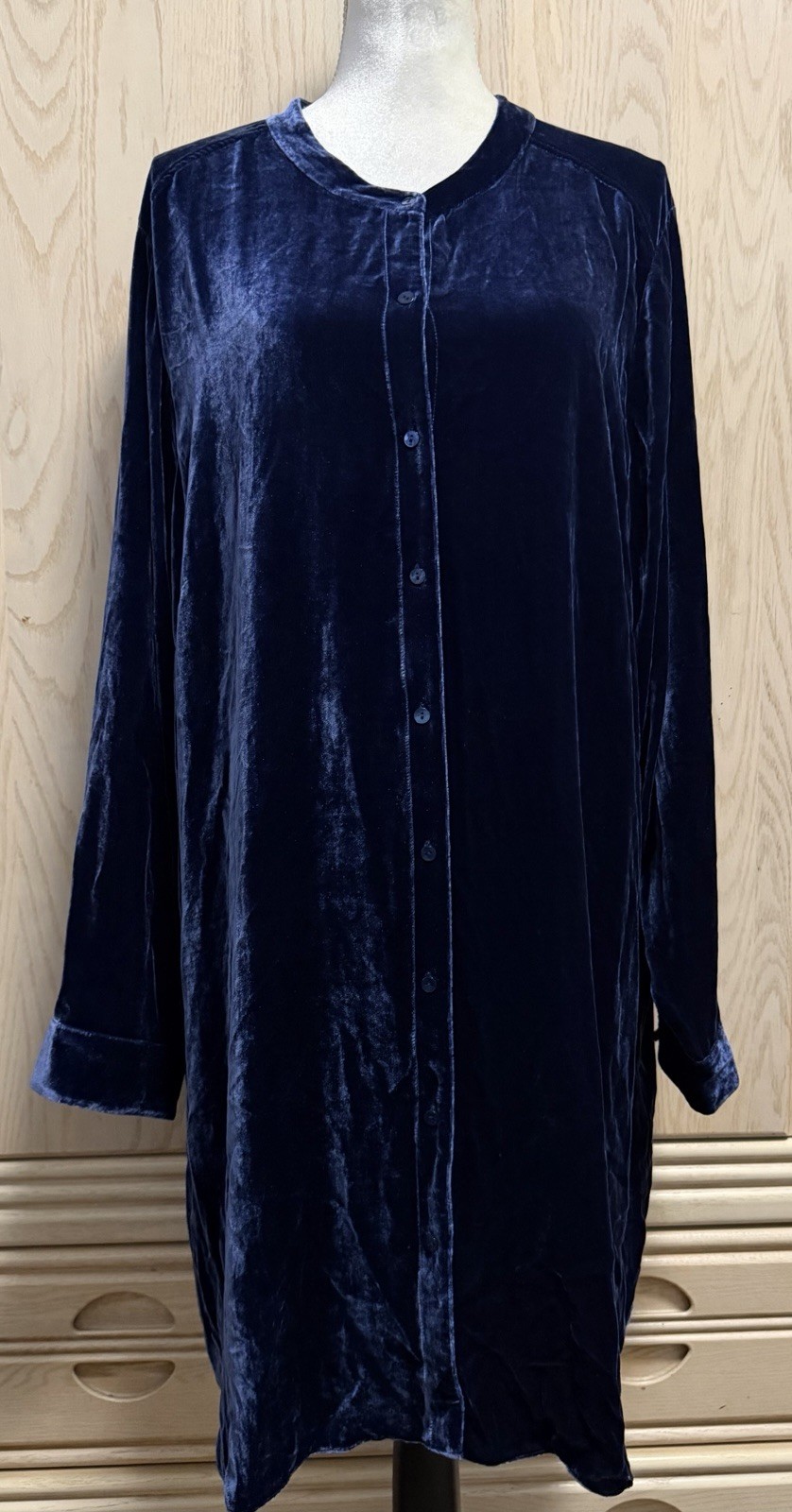 NWT Eileen Fisher Midnight Velvet Mandarin Collar Long  Tunic Shirt. Size 3X .