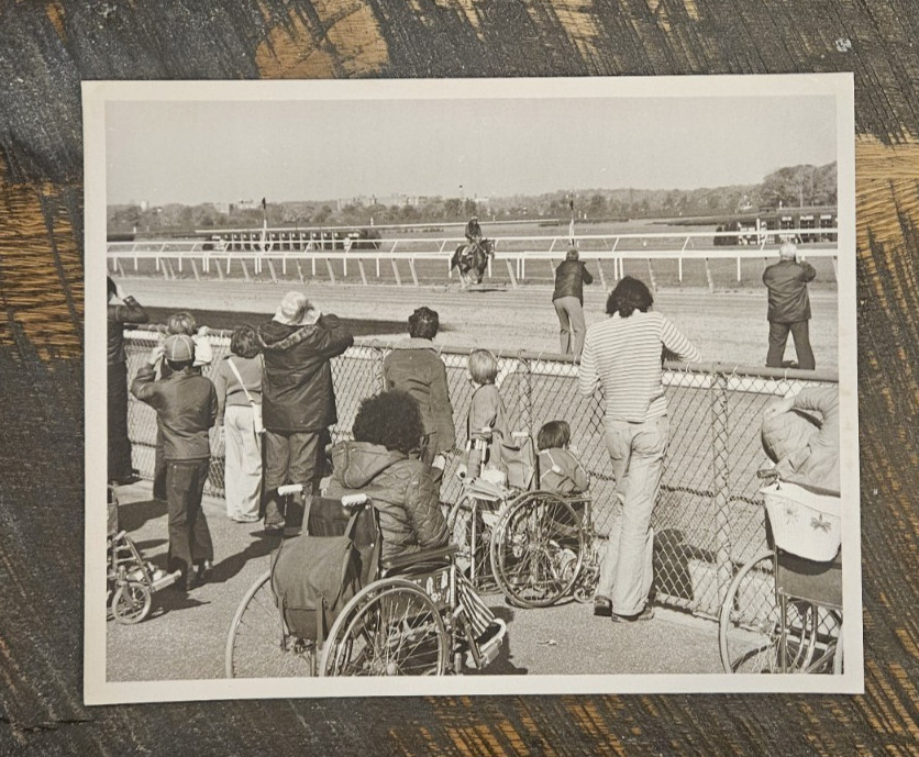 Original 1973 Coglianese/NYRA Press Photo- Secretariat Galloping at Belmont Park