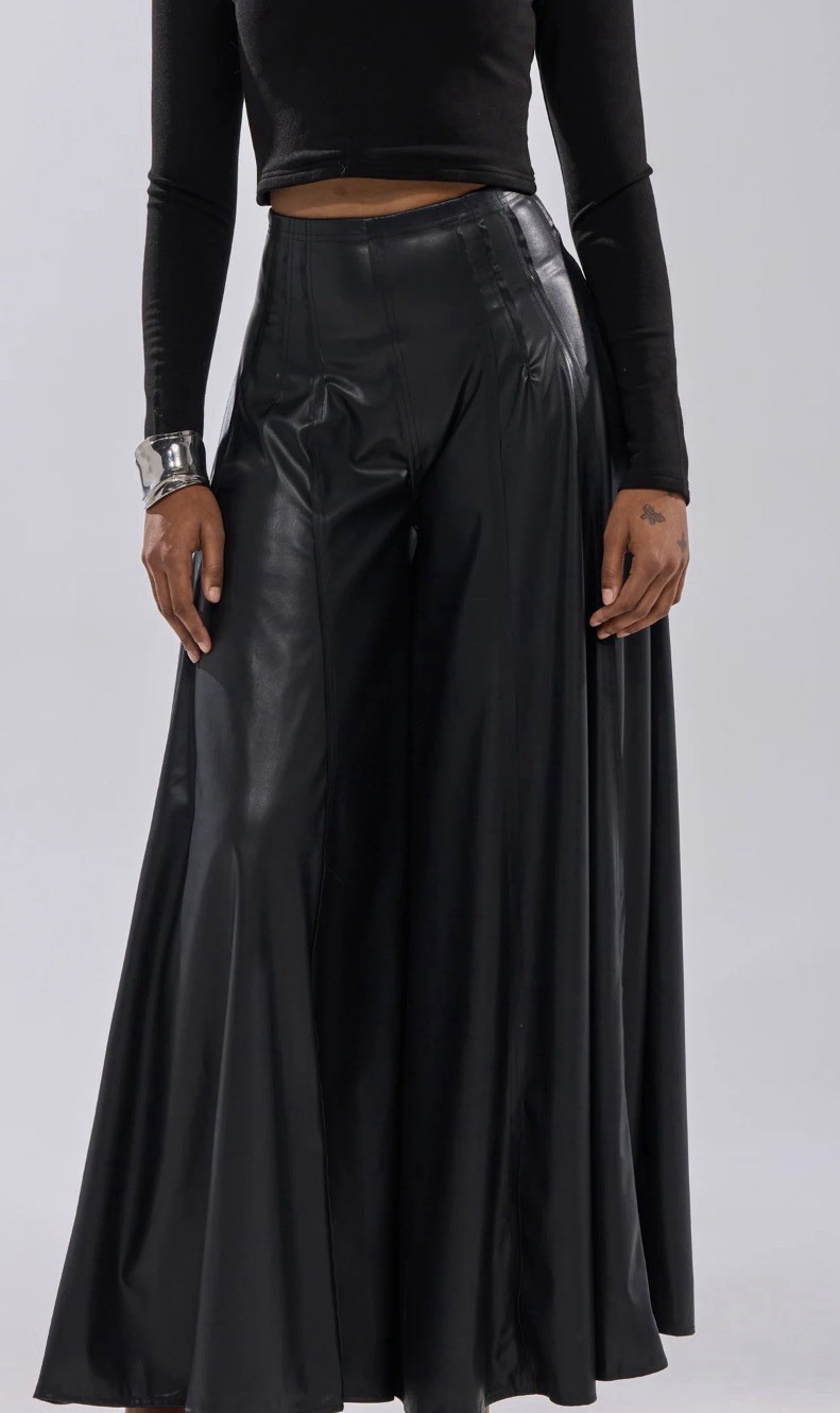 NWT AKIRA High-Waist black Wide Leg Faux Leather Pants size XL NWT AKIRA High-Waist black Wide Leg Faux Leather Pants size XL