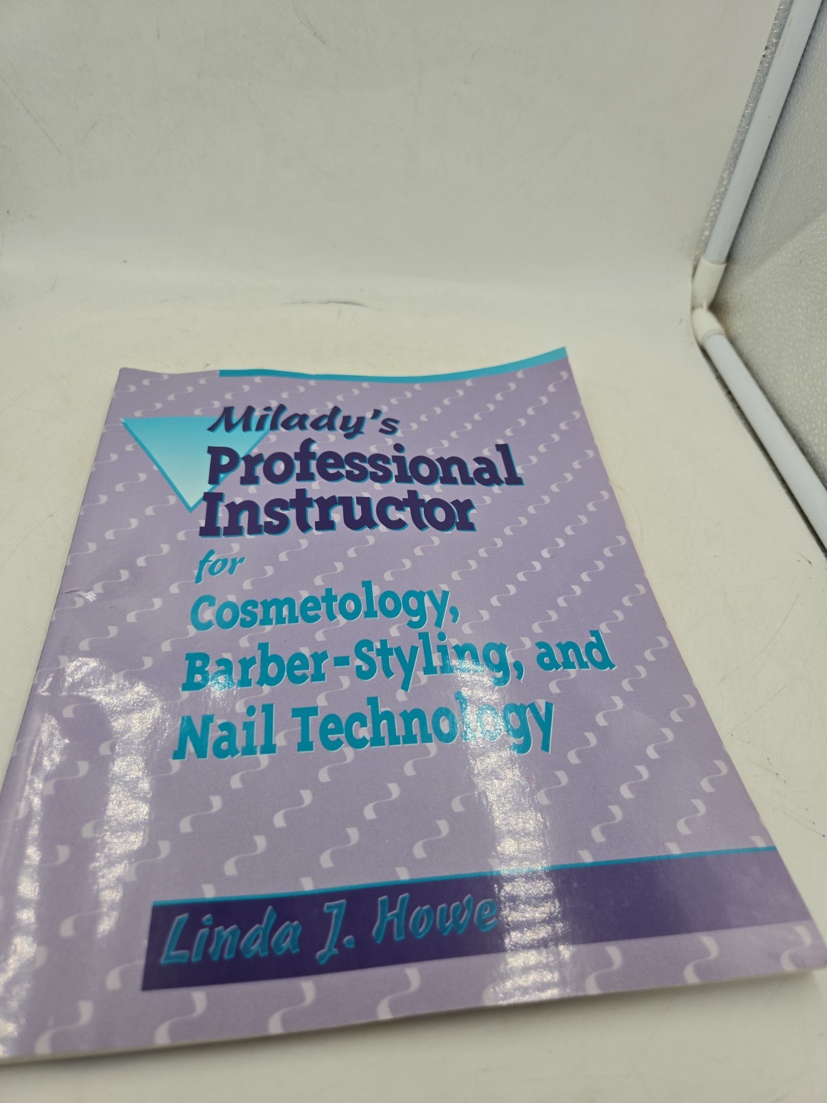 Milady\'s Professional  Instructor  For Cosmetology  Barber Stling And Nail...