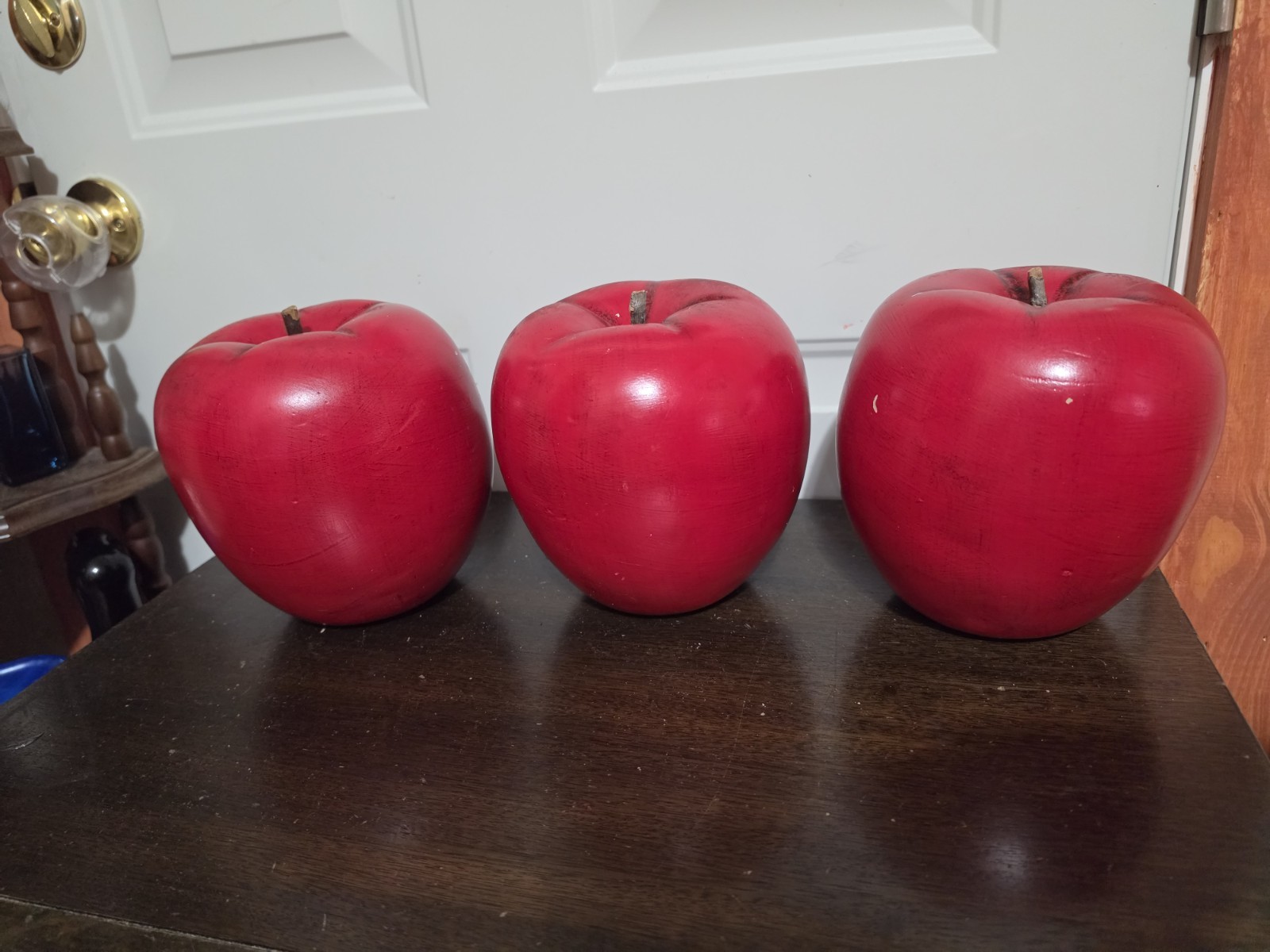 Set of 3 Jumbo Red Ceramic Decorative Apples Home Decor Set of 3 Jumbo Red Ceramic Decorative Apples Home Decor