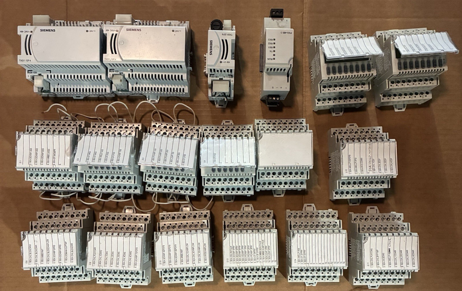 Lot SIEMENS IO, Power Supply And 485 Comm  Modules.