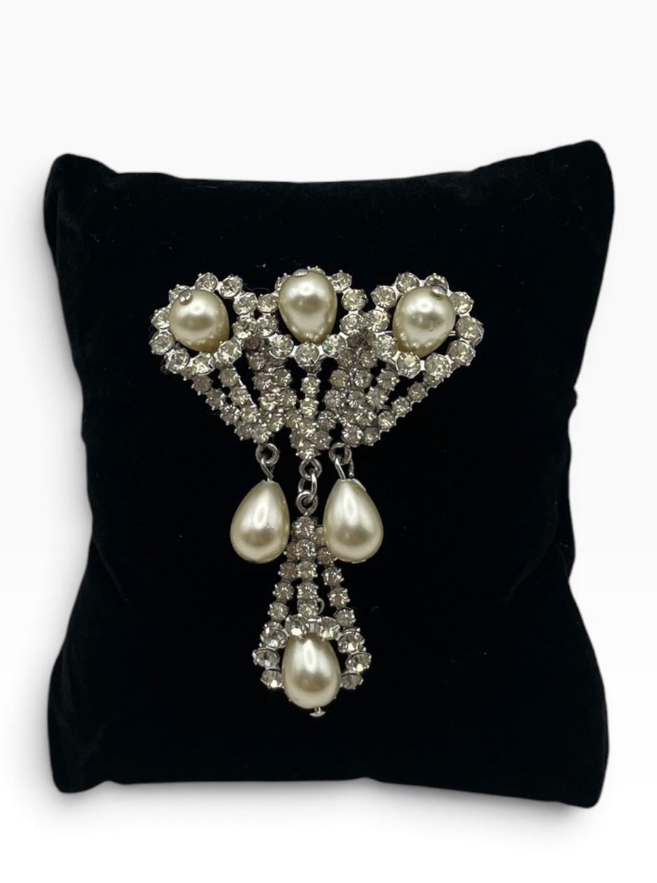 Vintage Hattie Carnegie Rhinestone Faux Pearl Dangle Brooch Signed