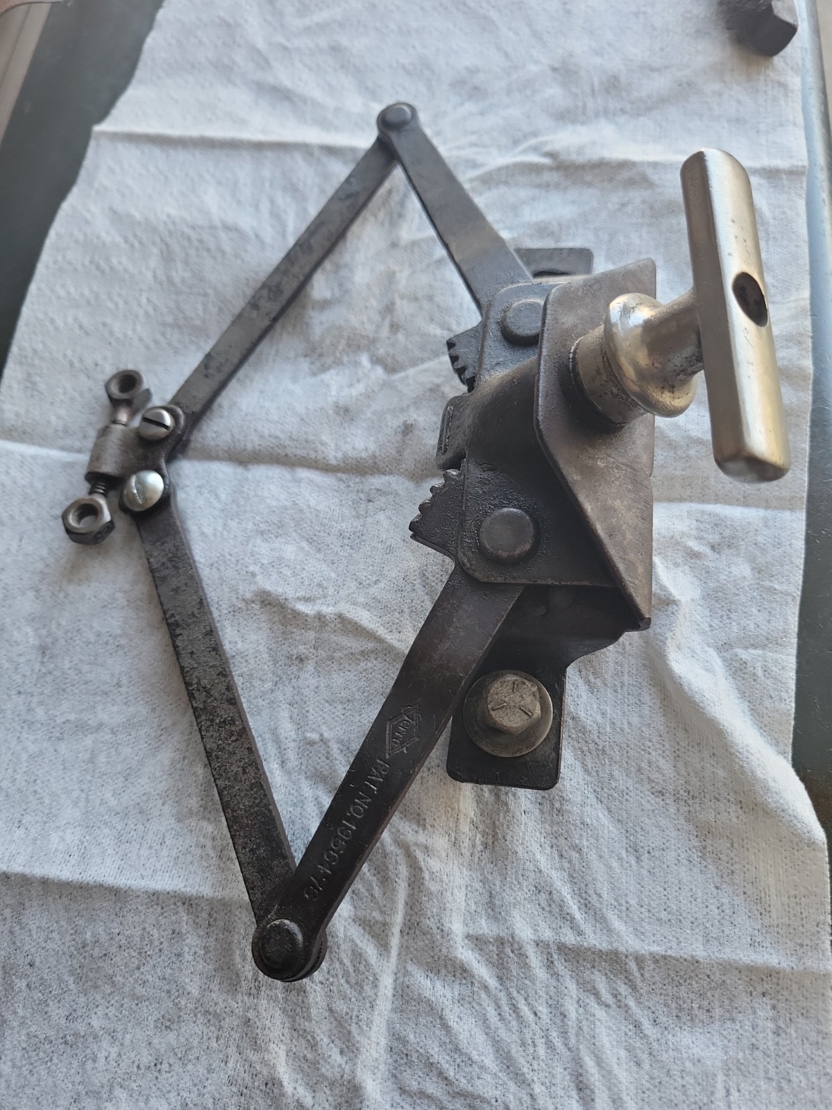 1935 1936 Ford Windshield Regulator Crank 1935 1936 Ford Windshield Regulator Crank
