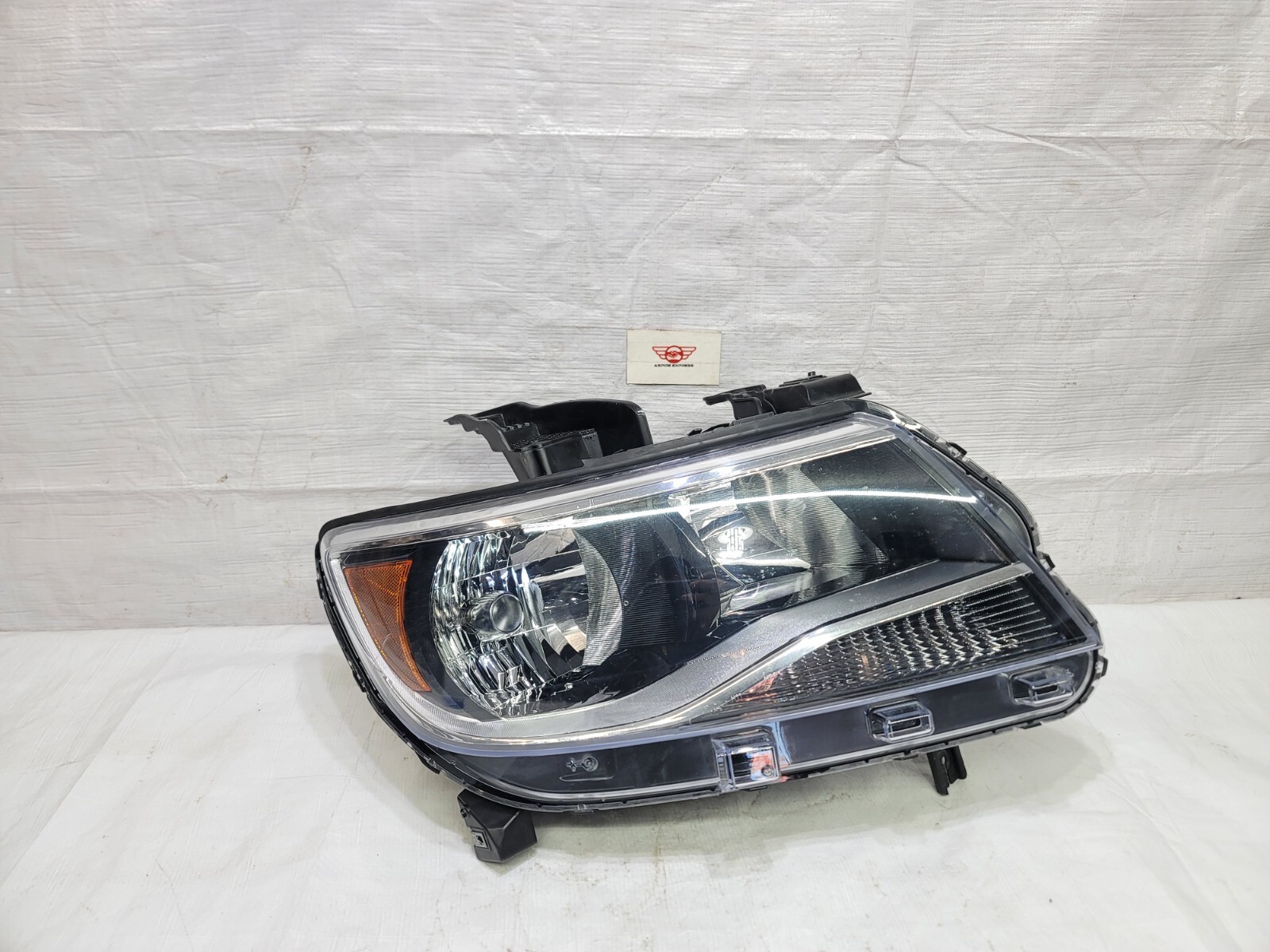 2015-2022 Chevrolet Colorado Headlight Head Light Passenger Right OEM 84630990