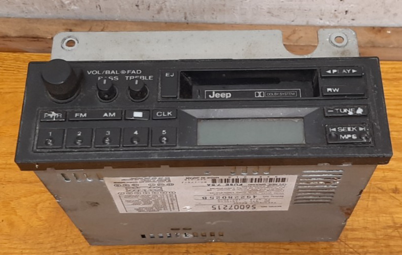 1987-1995 Jeep Wrangler YJ OEM RADIO [Clean ALL KNOBS] Read Below  #2