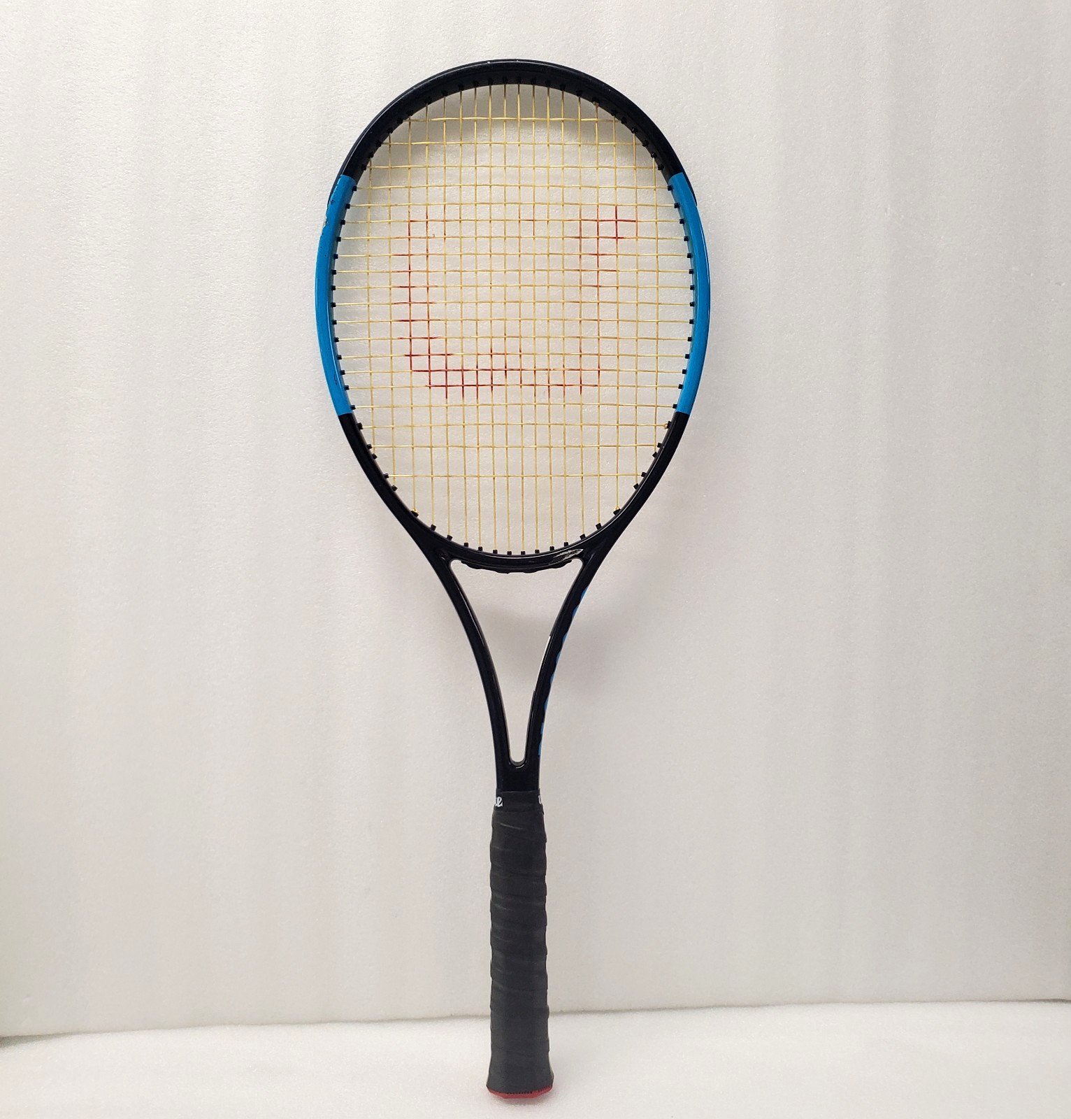 Wilson Ultra Tour V2.0 Tennis Racket 4 1/2 Grip Racquet 97 Sq