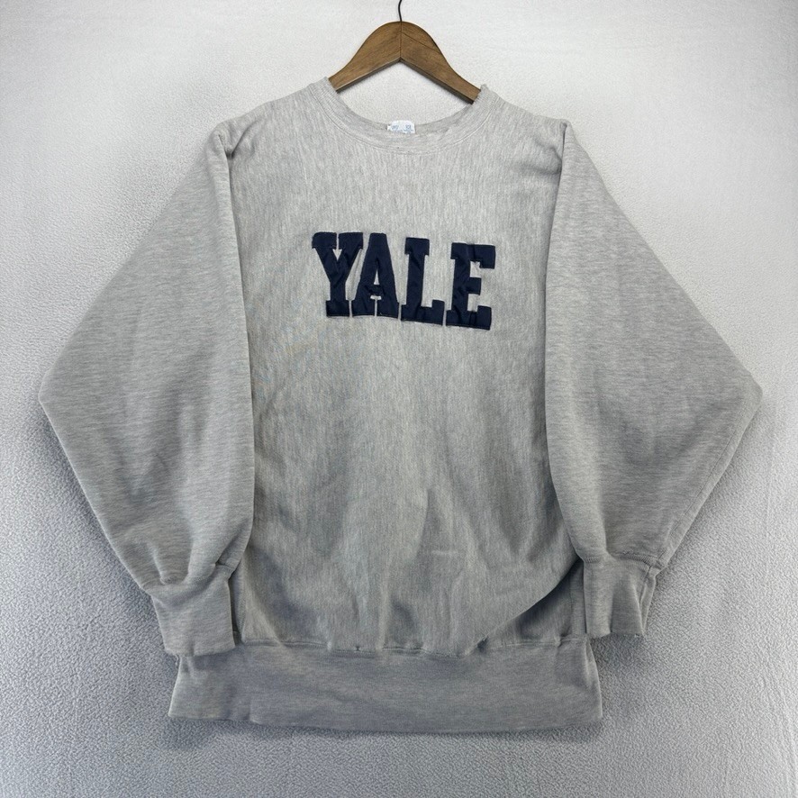 Vintage Yale Sweatshirt men's XL Gray Champion Reverse Weave USA made Crewneck Vintage Yale Sweatshirt men's XL Gray Champion Reverse Weave USA made Crewneck