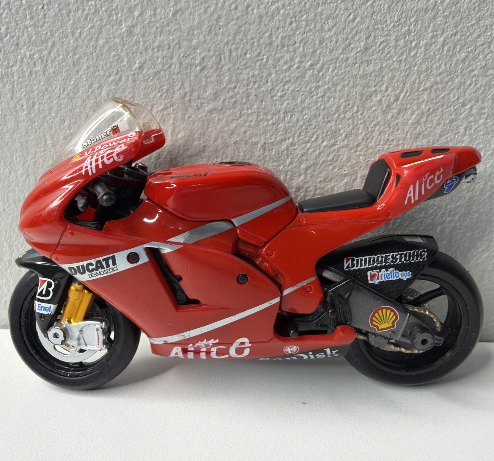 Minichamps 1/12 Ducati Desmosedici GP8 Casey Stoner #1 2008 MotoGP No Box