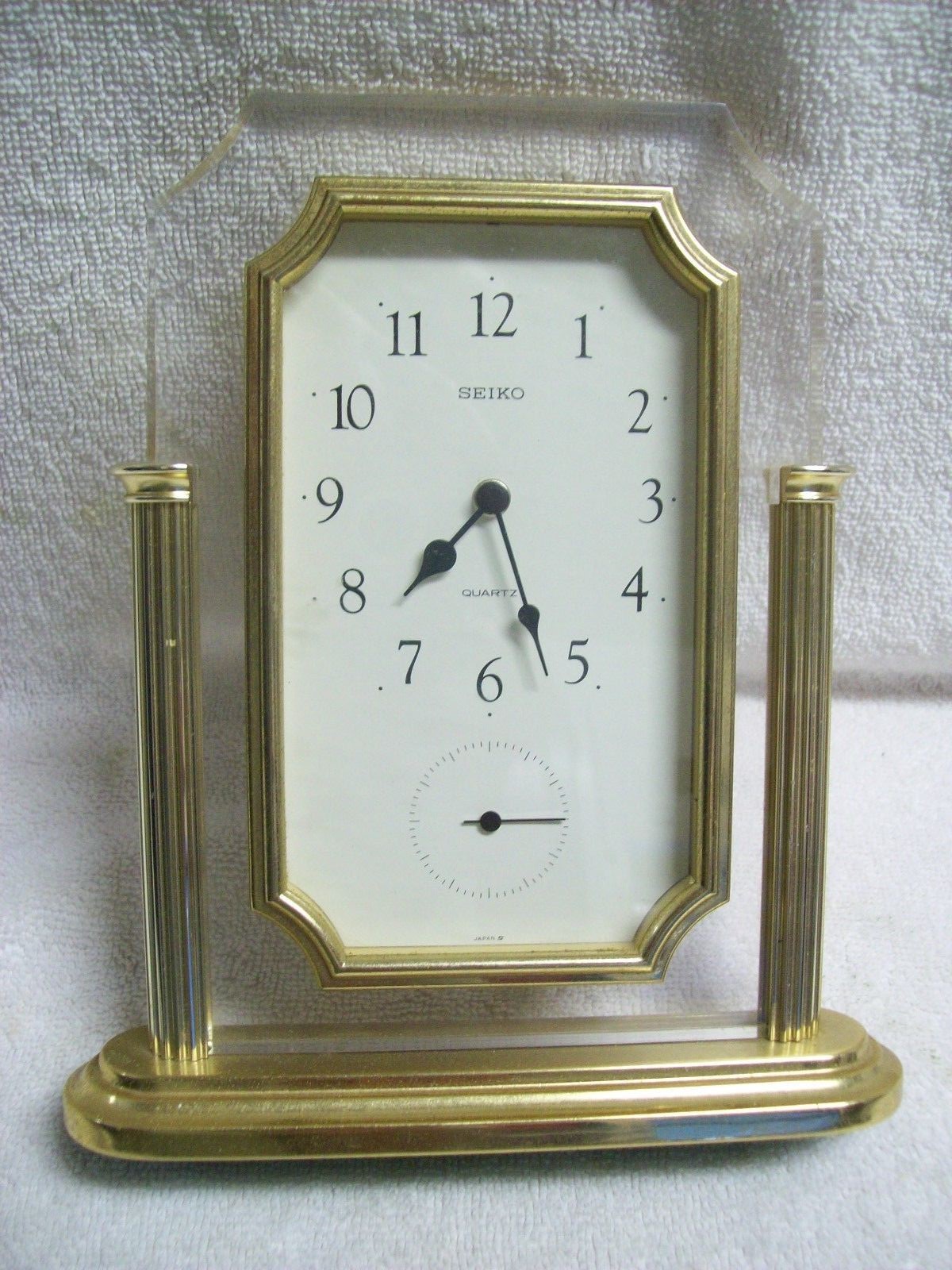 Vintage 1970\'s Seiko Brass & Lucite Quartz Desk Clock with Separate Second Hand
