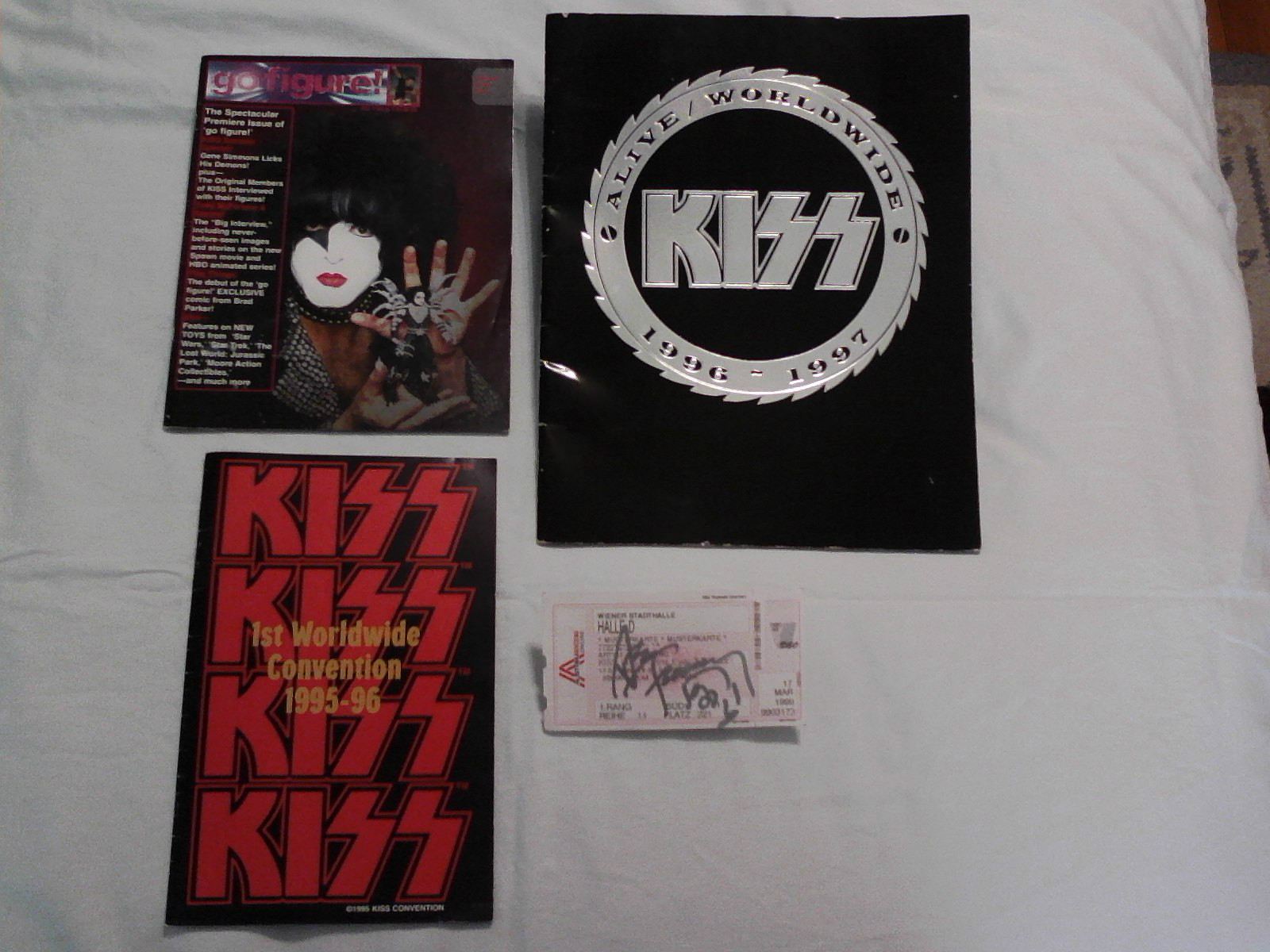 Ace Frehley Signed Signature Kiss Rock N Roll Authentic Autograph Gene Simmons 