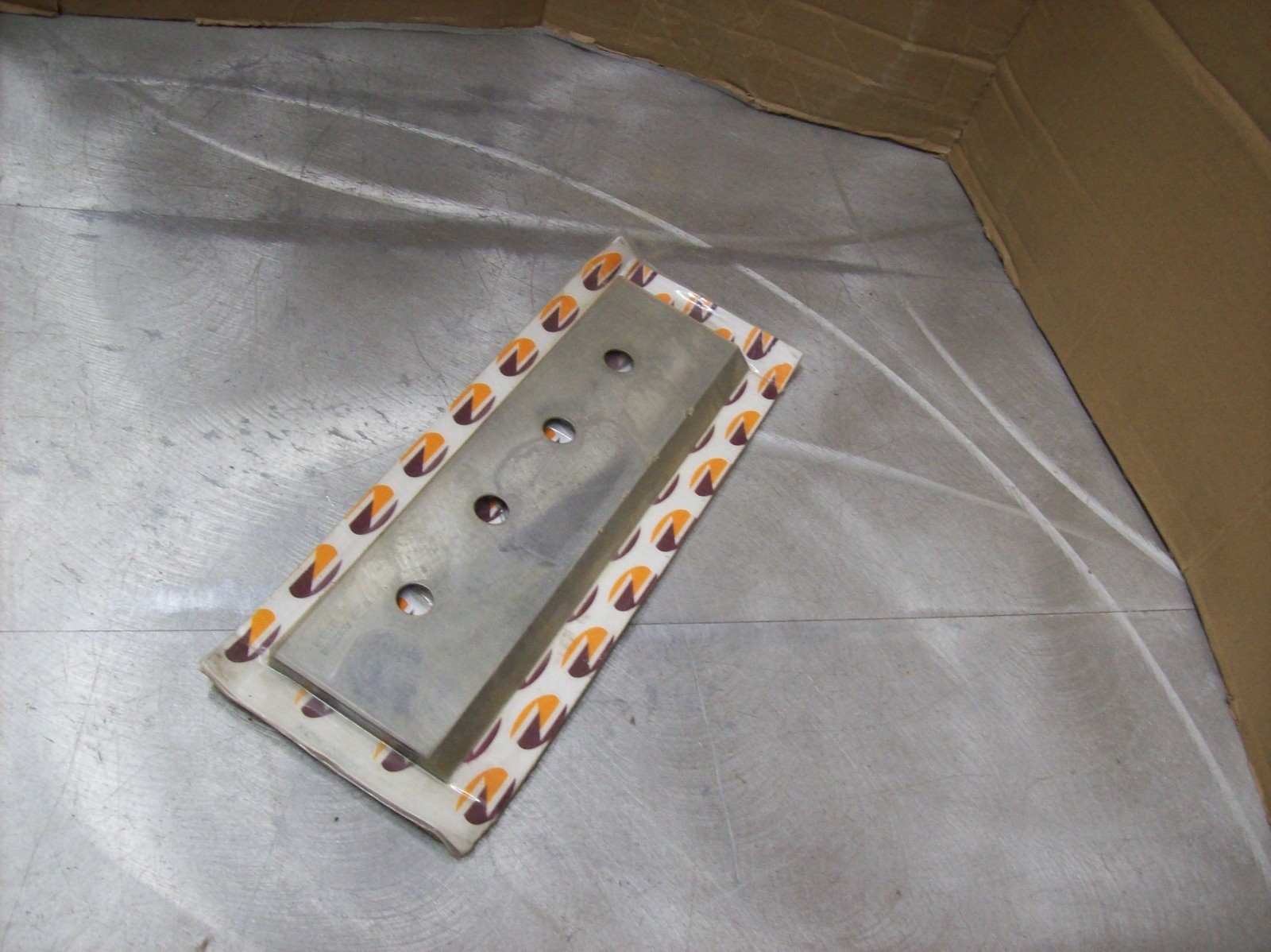 Vermeer (?) Genuine NOS Chipper Blade Set KCH2001 / MAYBE AFTERMARKET? Vermeer (?) Genuine NOS Chipper Blade Set KCH2001 / MAYBE AFTERMARKET?