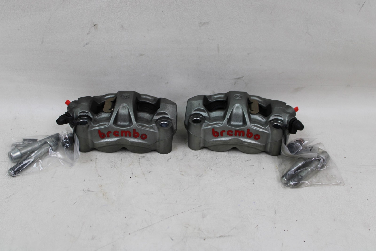 Ducati Panigale 1199 12-14 1299 Brembo M50 Front Brake Calipers Caliper & Pads