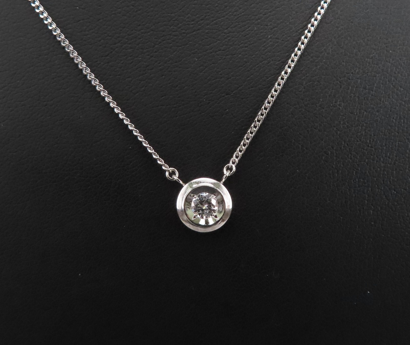 Vintage 0.19ct Round Brilliant Cut Natural Diamond Platinum Chain Necklace
