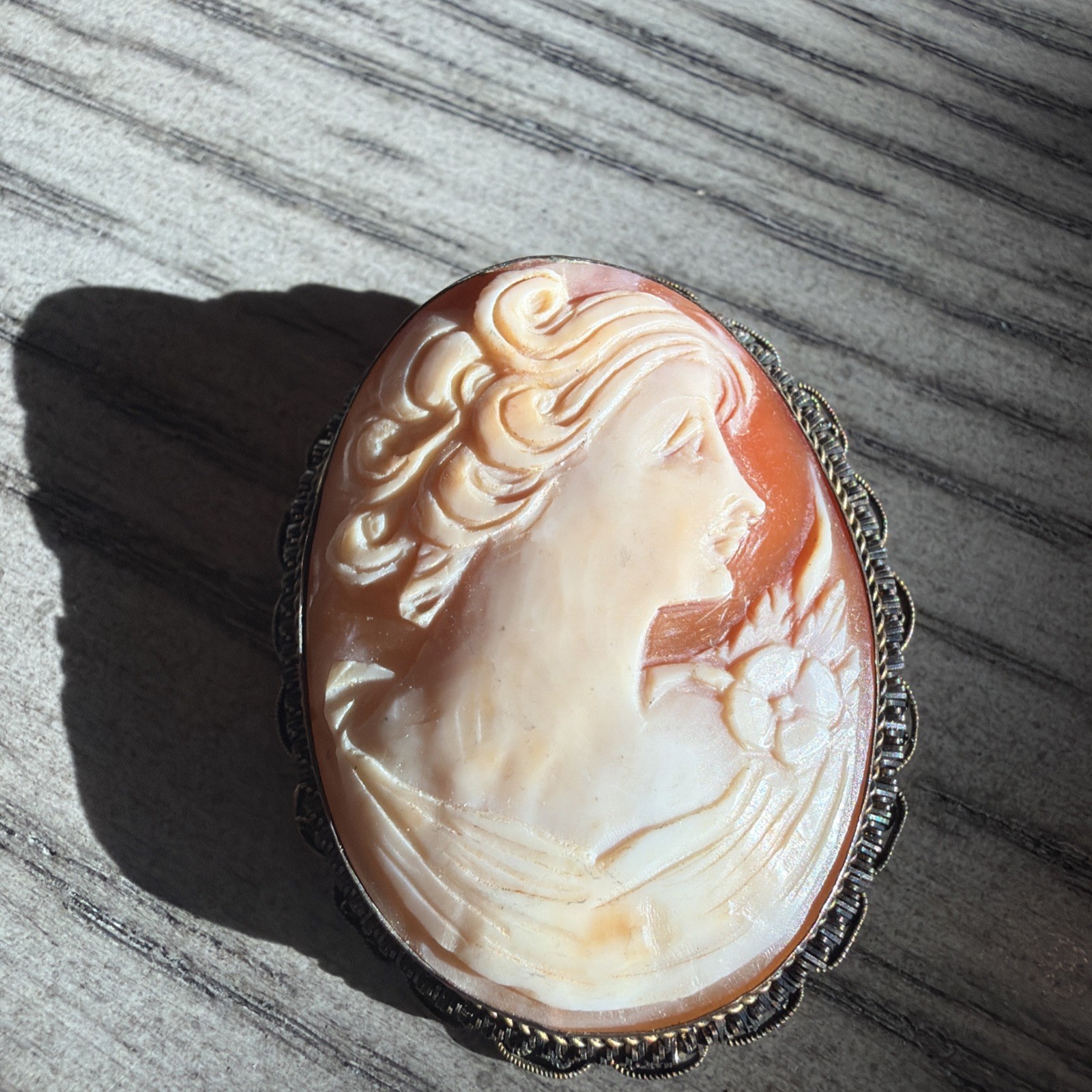 Vintage Hand Carved Shell Cameo Brooch Lady Floral Silver Tone Filigree Pin Vintage Hand Carved Shell Cameo Brooch Lady Floral Silver Tone Filigree Pin