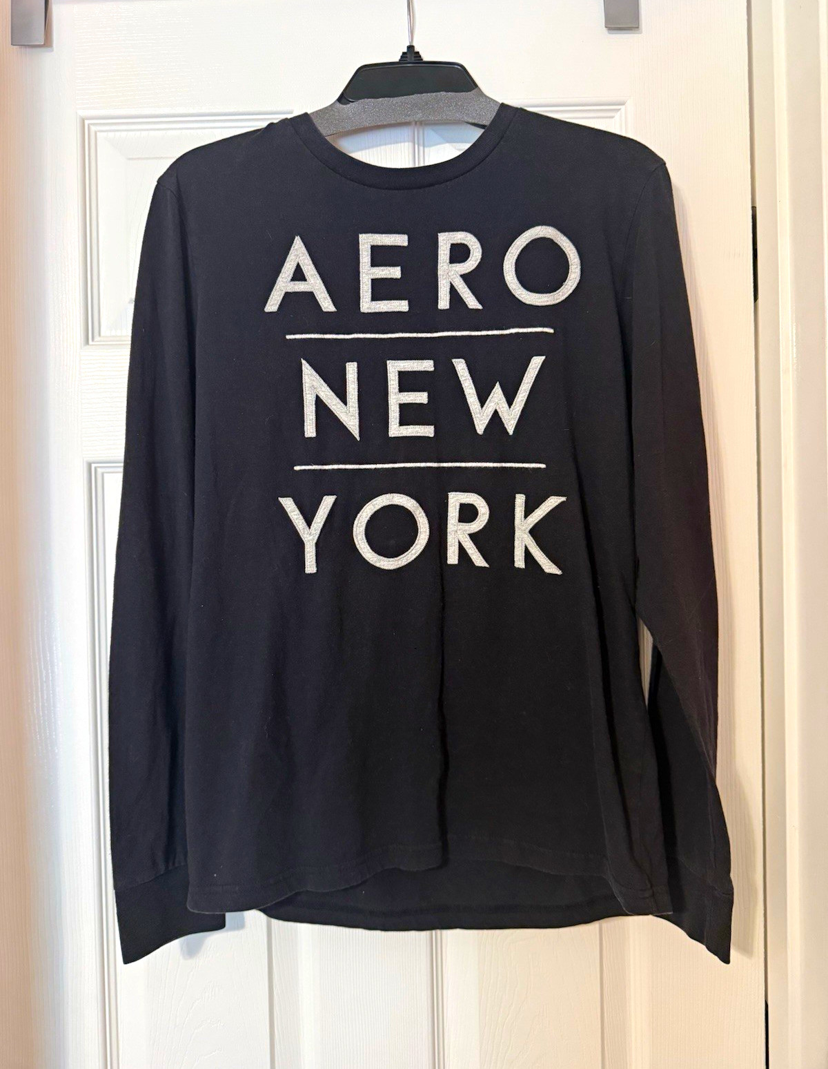 Aéropostale Men\'s Black Graphic Print Crew Neck Long Sleeve T-Shirt Size M