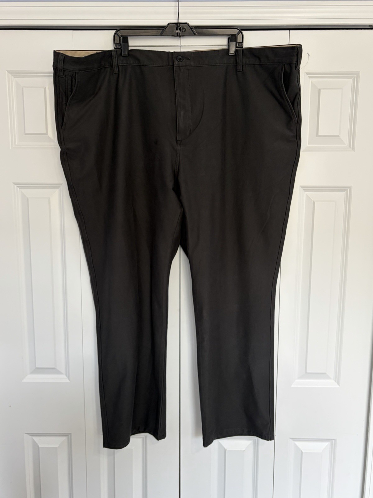 NWT Dockers Steelhead Gray Comfort Knit Chino Straight Fit Pant Size 54x32