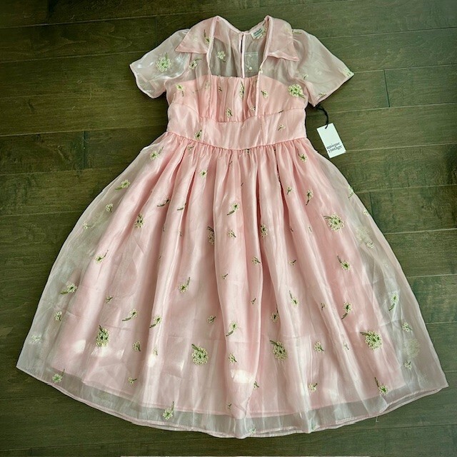 Unique Vintage 1950’s style Light Pink & Floral Embroidered Libby Swing Dress