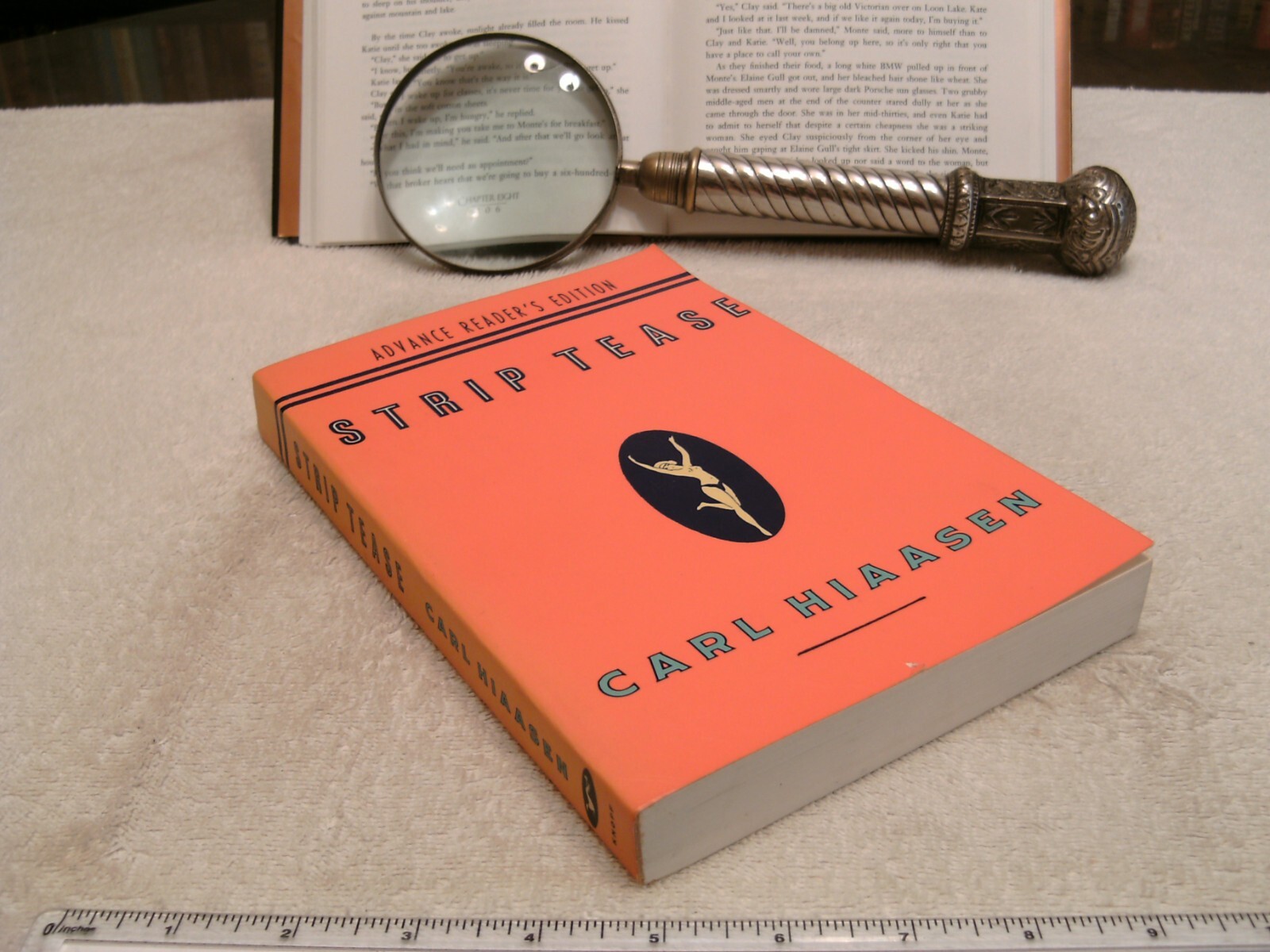 Carl Hiaasen *STRIP TEASE* Uncorrected Proof / ARC Carl Hiaasen *STRIP TEASE* Uncorrected Proof / ARC