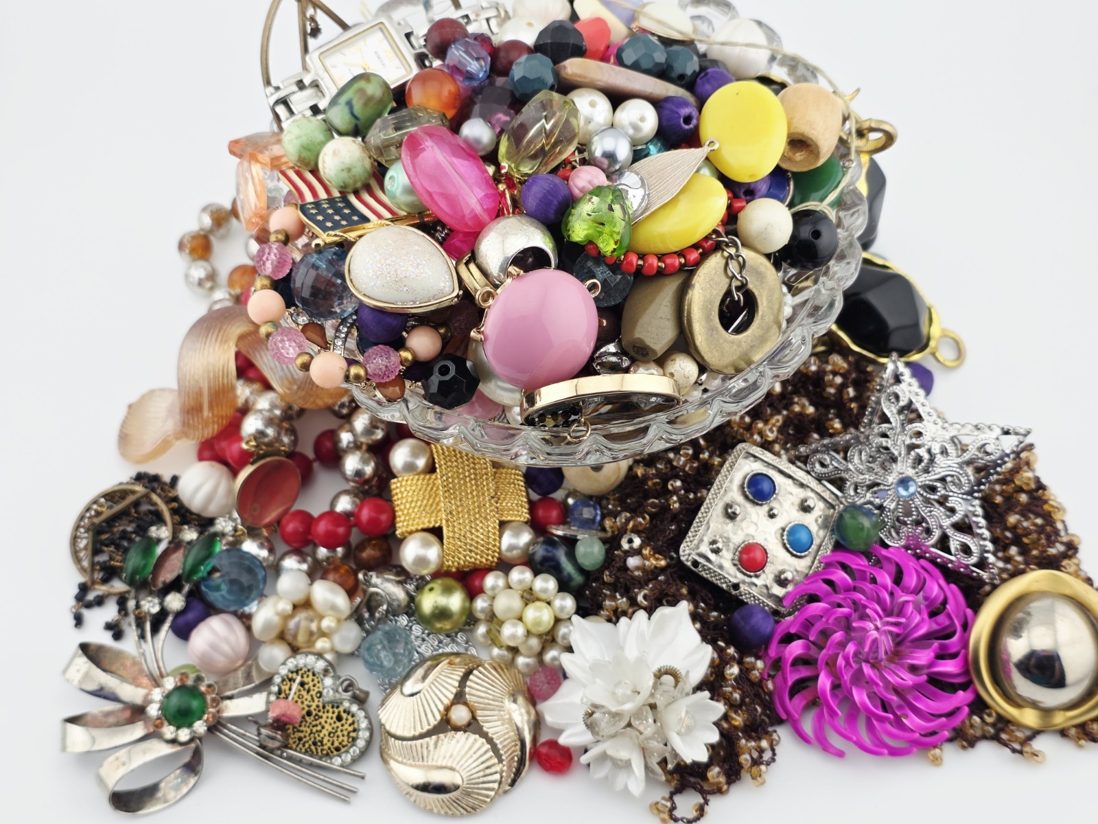 2 lb Vintage Junk Jewelry Craft Lot Broken Parts Beads Upcycle Mixed Media