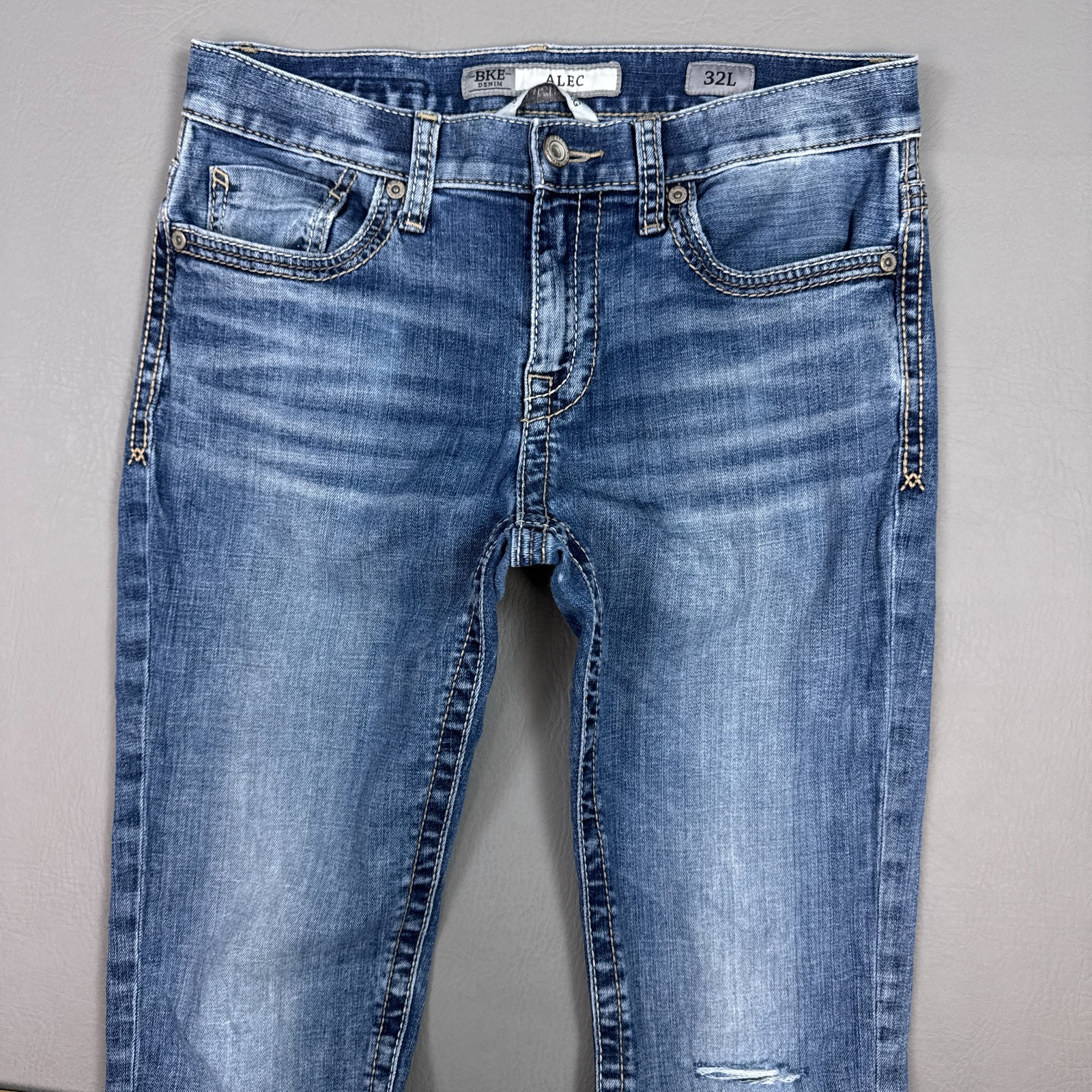 BKE Buckle Jeans Mens 32x34 Blue Alec Denim Pants Faded Stretch Distressed