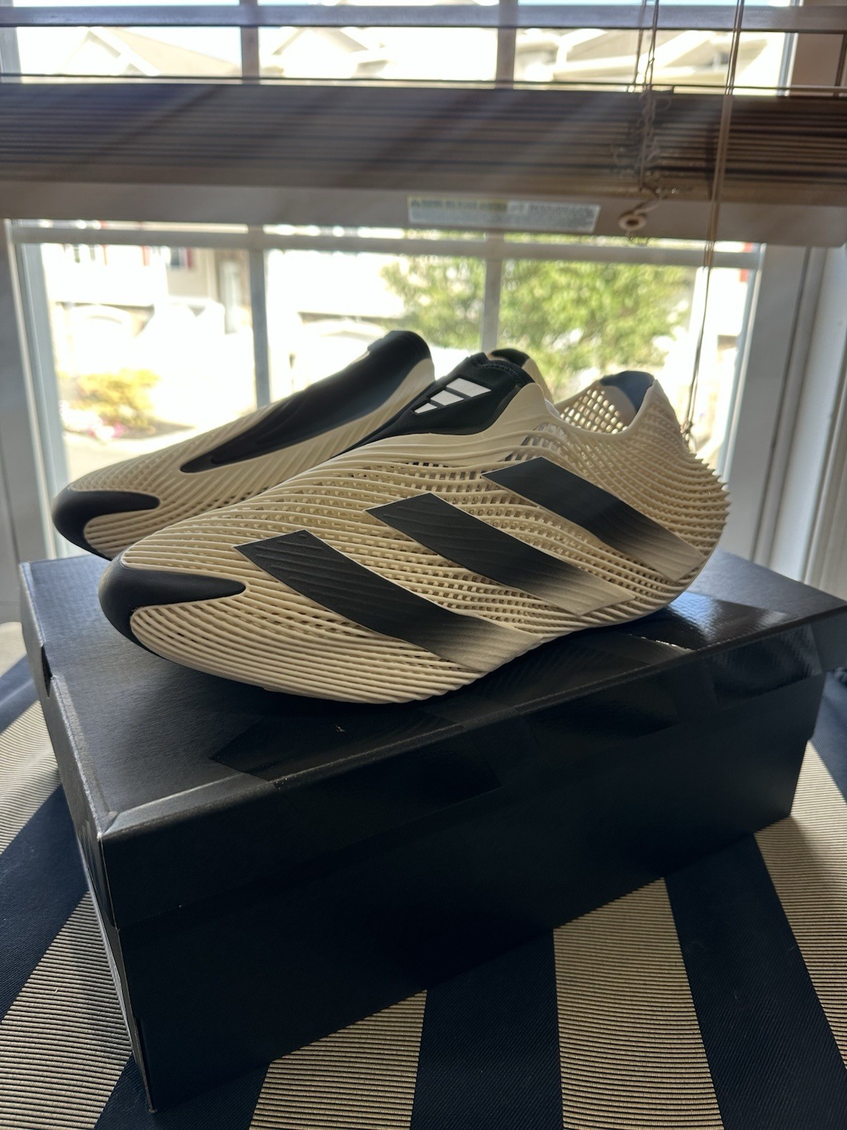 ADIDAS FUTURECOOL LN3078 SIZE 9.5 BRAND NEW WITH BOX (LIMITED TO 400 PAIRS) RARE