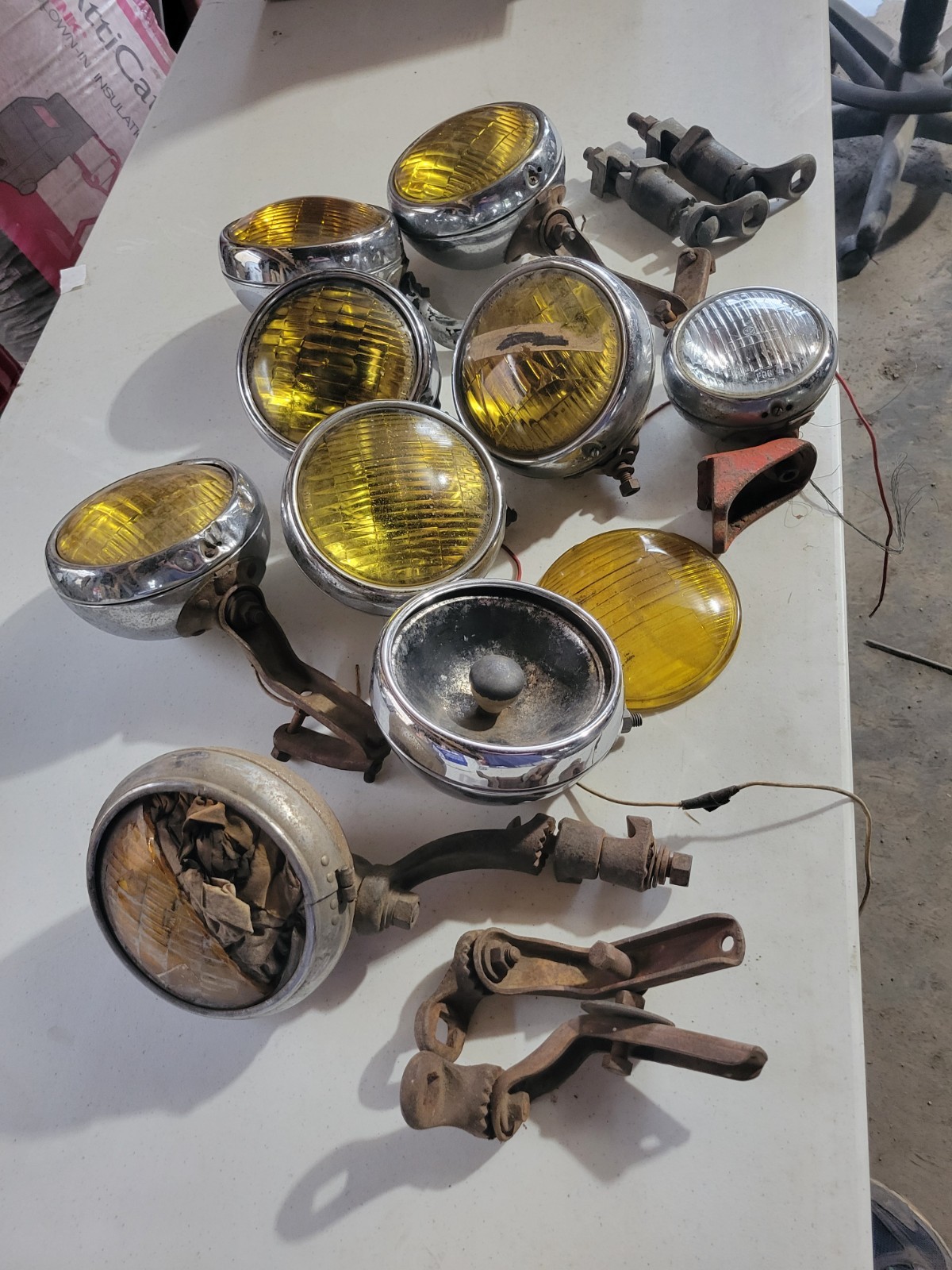 9 Vintage Car Fog Lights Driving Lamp yellow glass Lens Dietz Unity B-L-C 40\'s