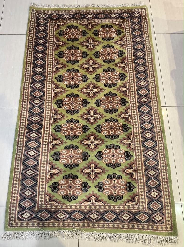 Rare Hand knotted Pakistani Bokhara Jhaldar Wool Oriental Area Rug 5-3 x 3-2 ft