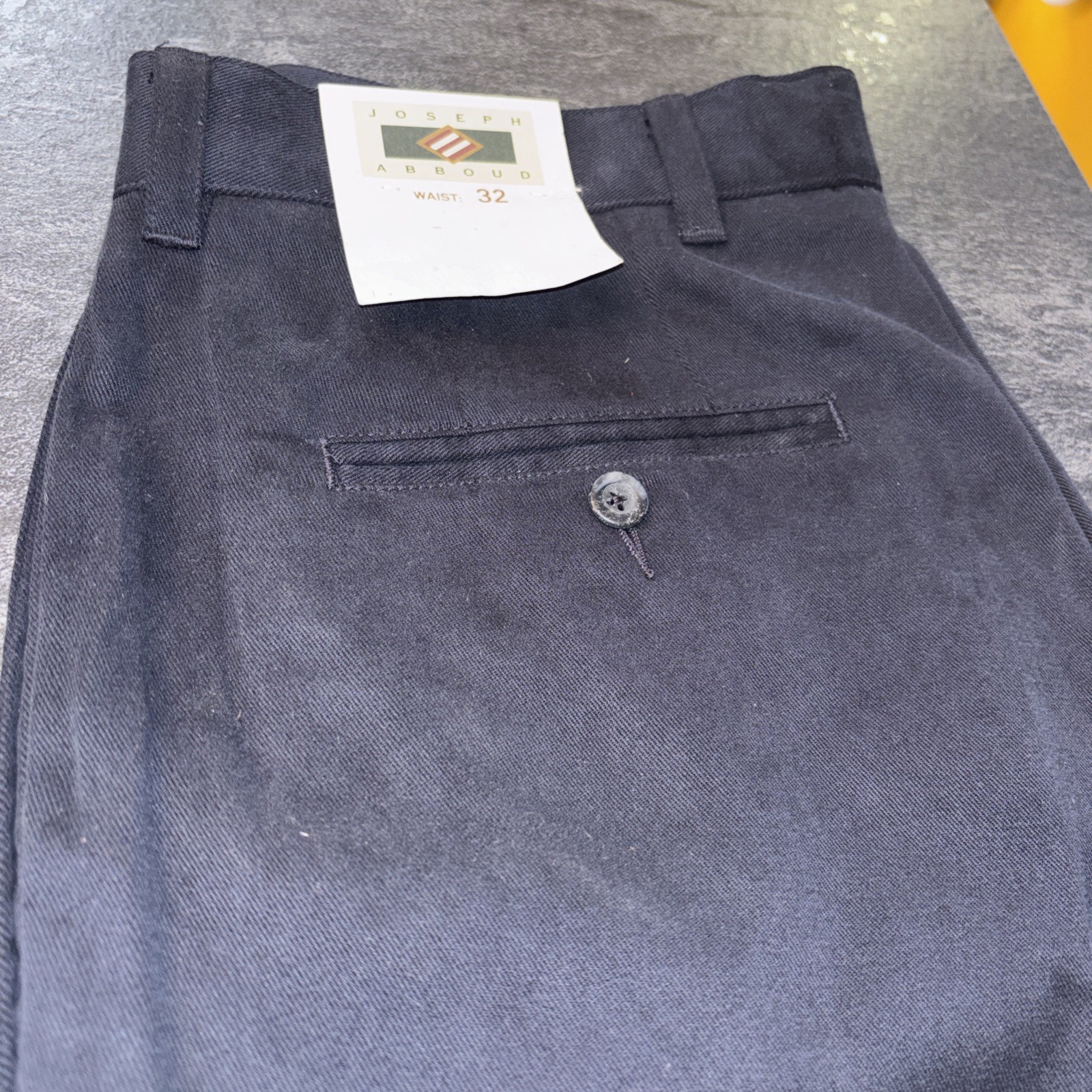 Vintage Joseph Abboud Pleated Pants 70% Polynosic 30% Polyester Men Size 32 Navy Vintage Joseph Abboud Pleated Pants 70% Polynosic 30% Polyester Men Size 32 Navy