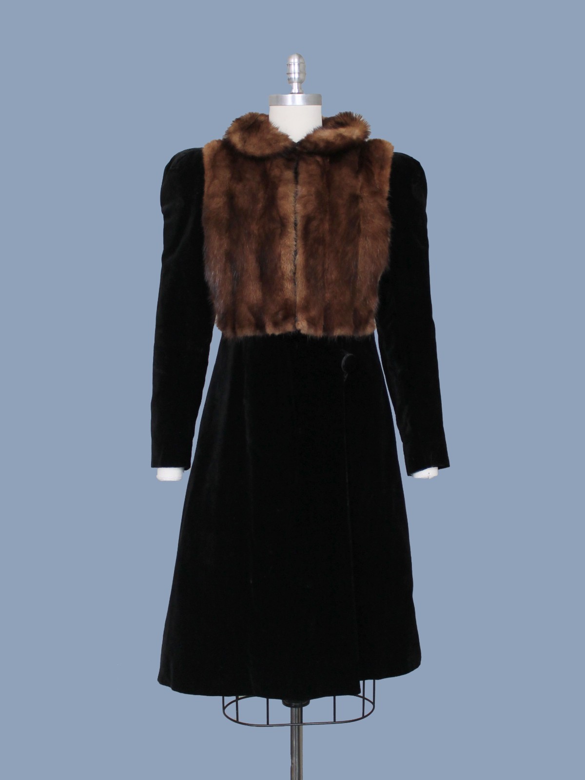 1930s Coat / 30s 40s Black Velvet and Fur Princess Coat / Fur Collar / 1940s 