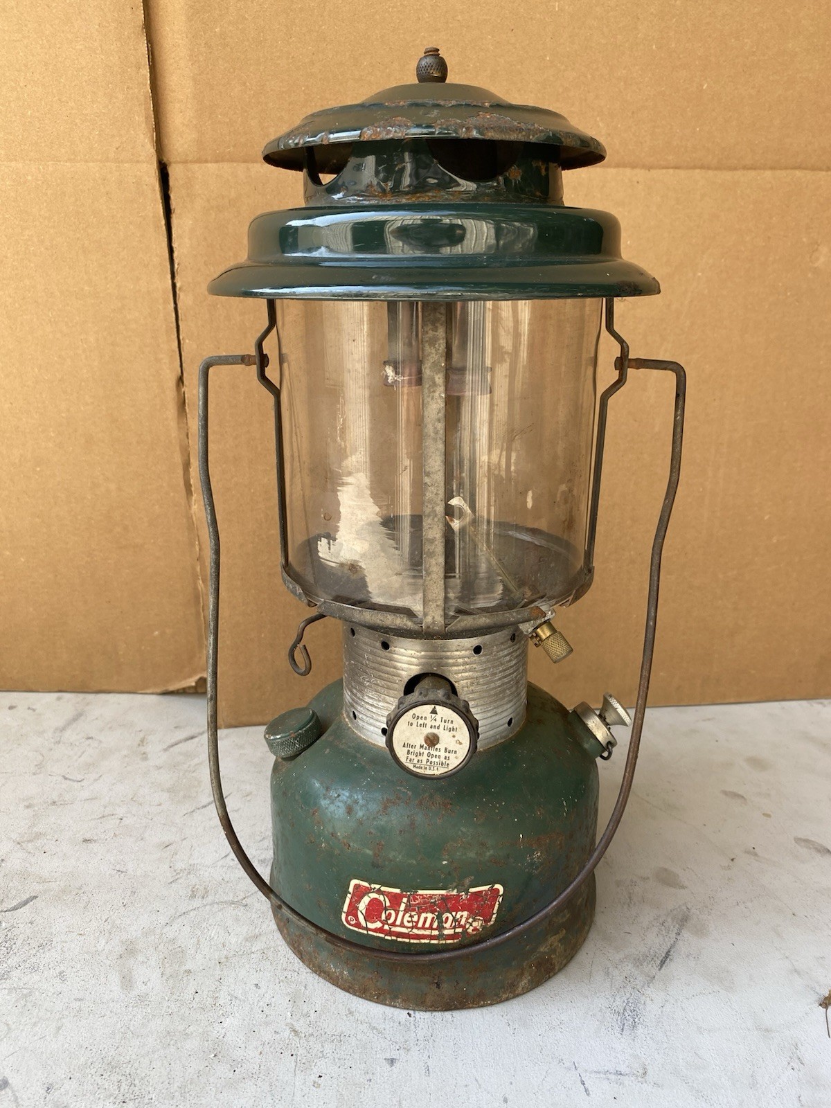 Vintage 1972 Coleman 220F Double Mantle Lantern Green Vintage 1972 Coleman 220F Double Mantle Lantern Green