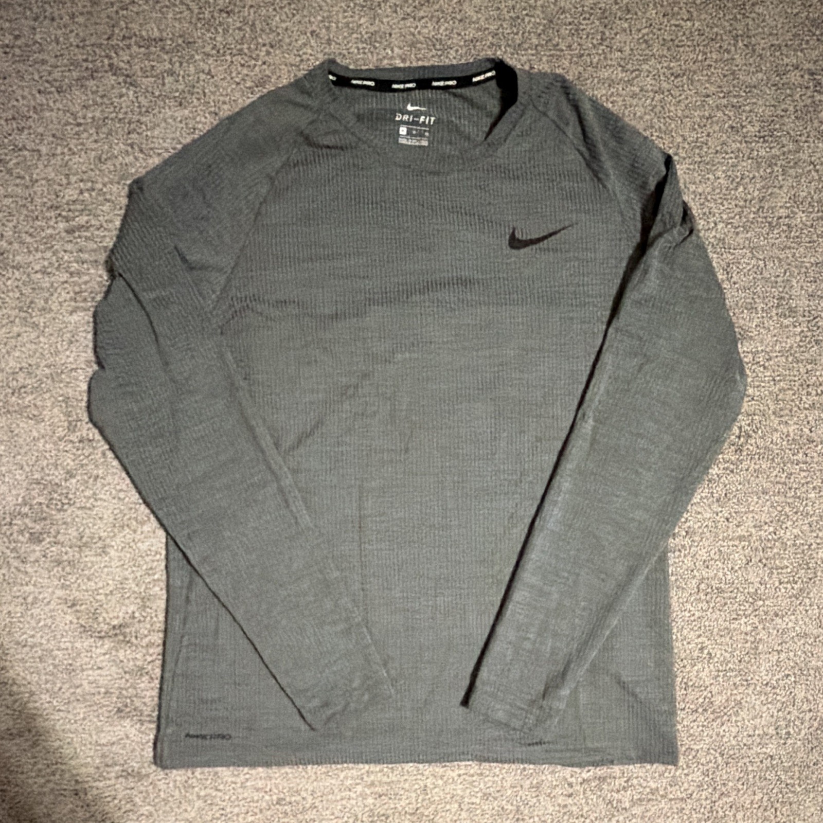 Men’s Nike DRI-FIT Nike Pro Fitted Athletic Shirt Men’s Nike DRI-FIT Nike Pro Fitted Athletic Shirt