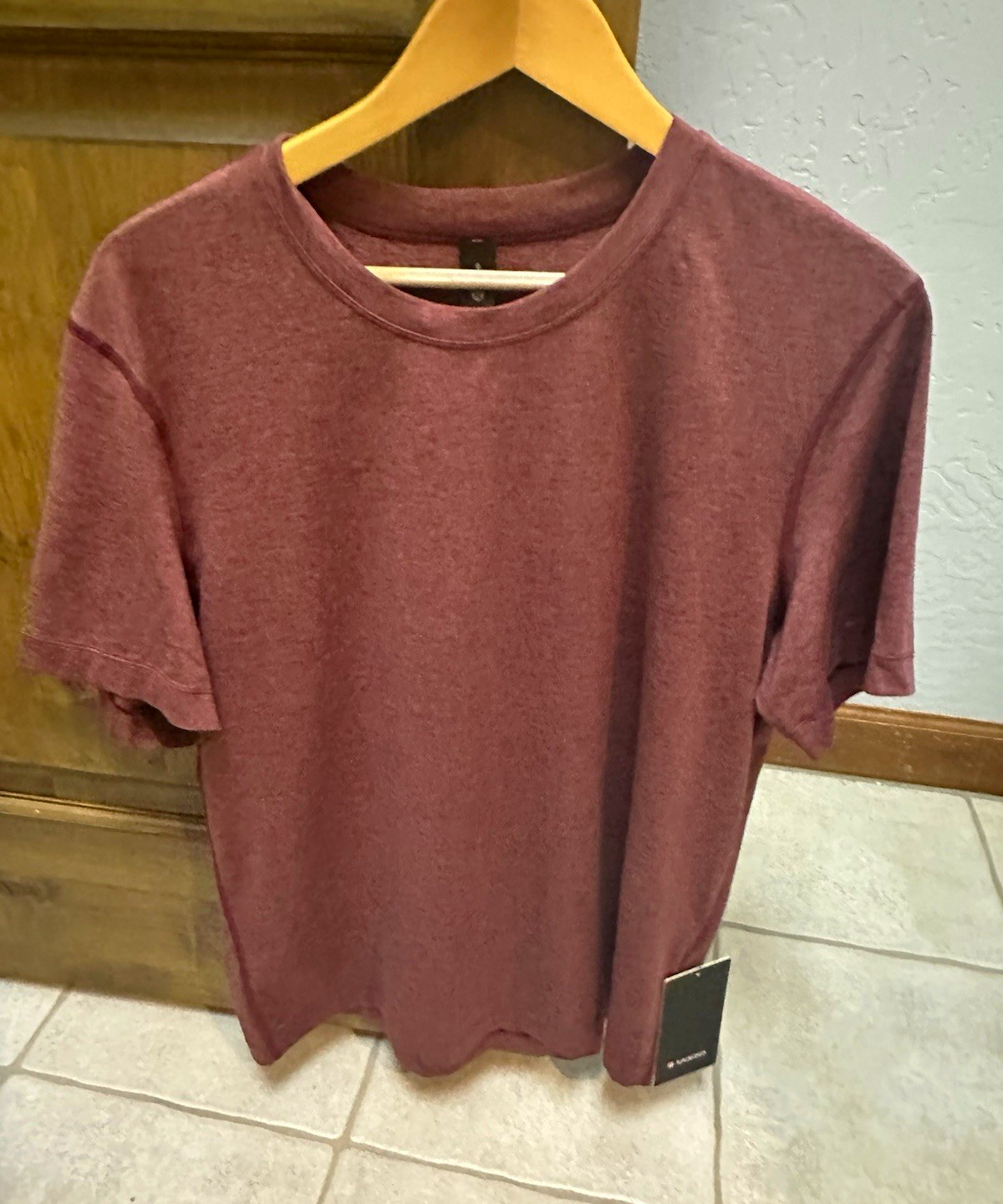 lululemon Soft Jersey Men\'s Crew Neck T-Shirt Burgundy L Stretch Classic Fit lululemon Soft Jersey Men\'s Crew Neck T-Shirt Burgundy L Stretch Classic Fit